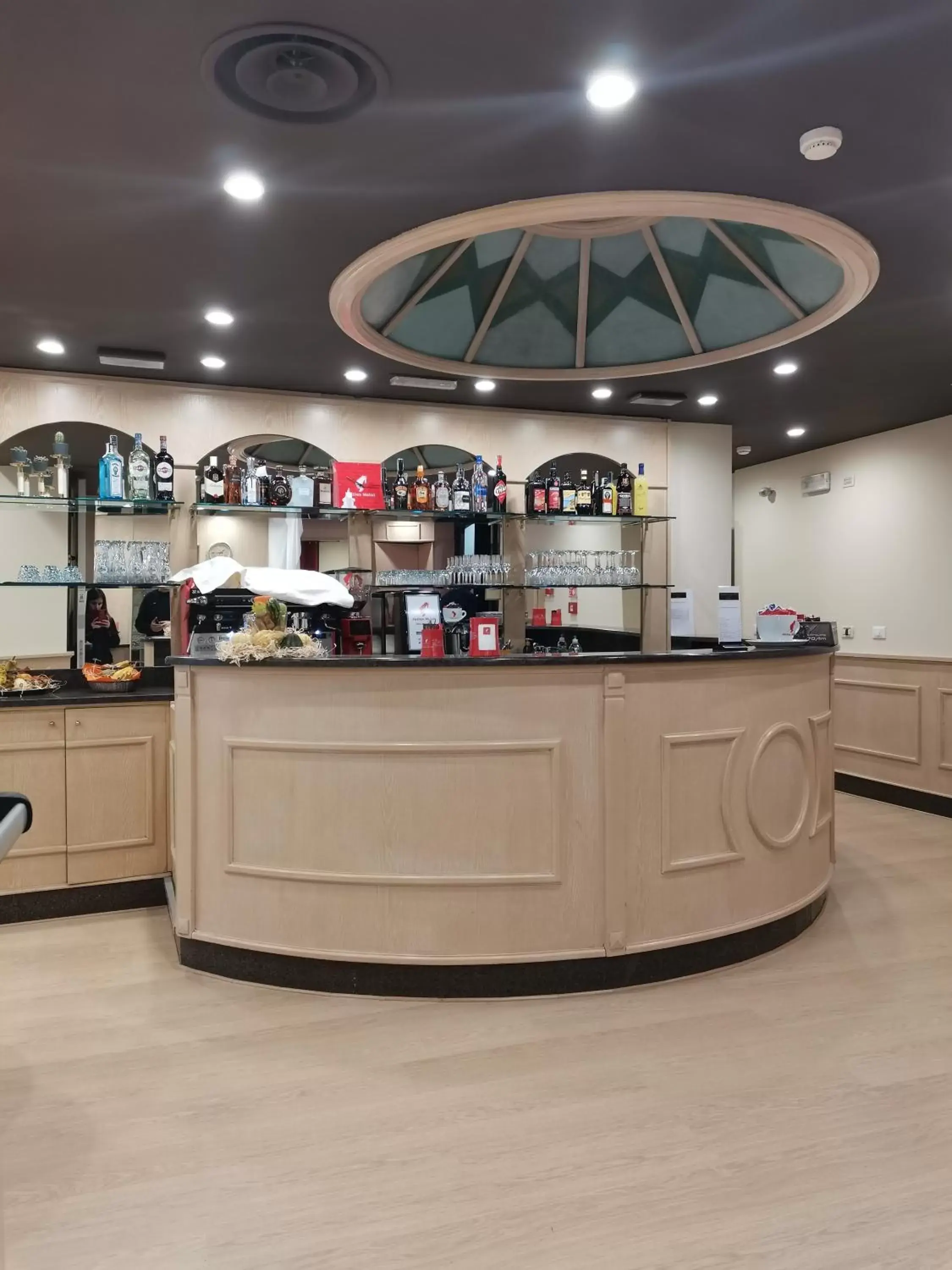 Restaurant/places to eat in LAERTE PALACE HOTEL Restaurant/places to eat in LAERTE PALACE HOTEL