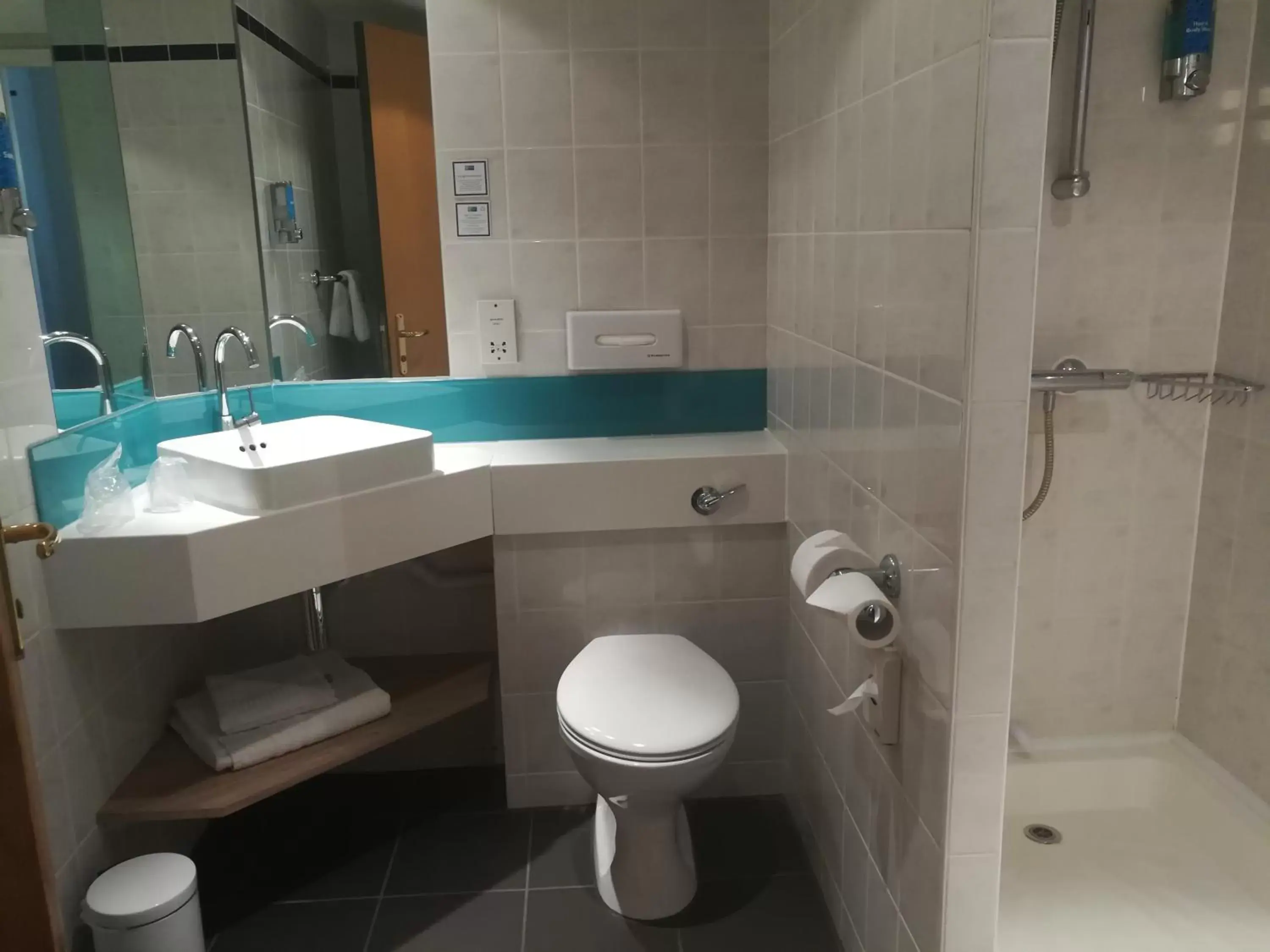 Bathroom in Holiday Inn Express Canterbury, an IHG Hotel