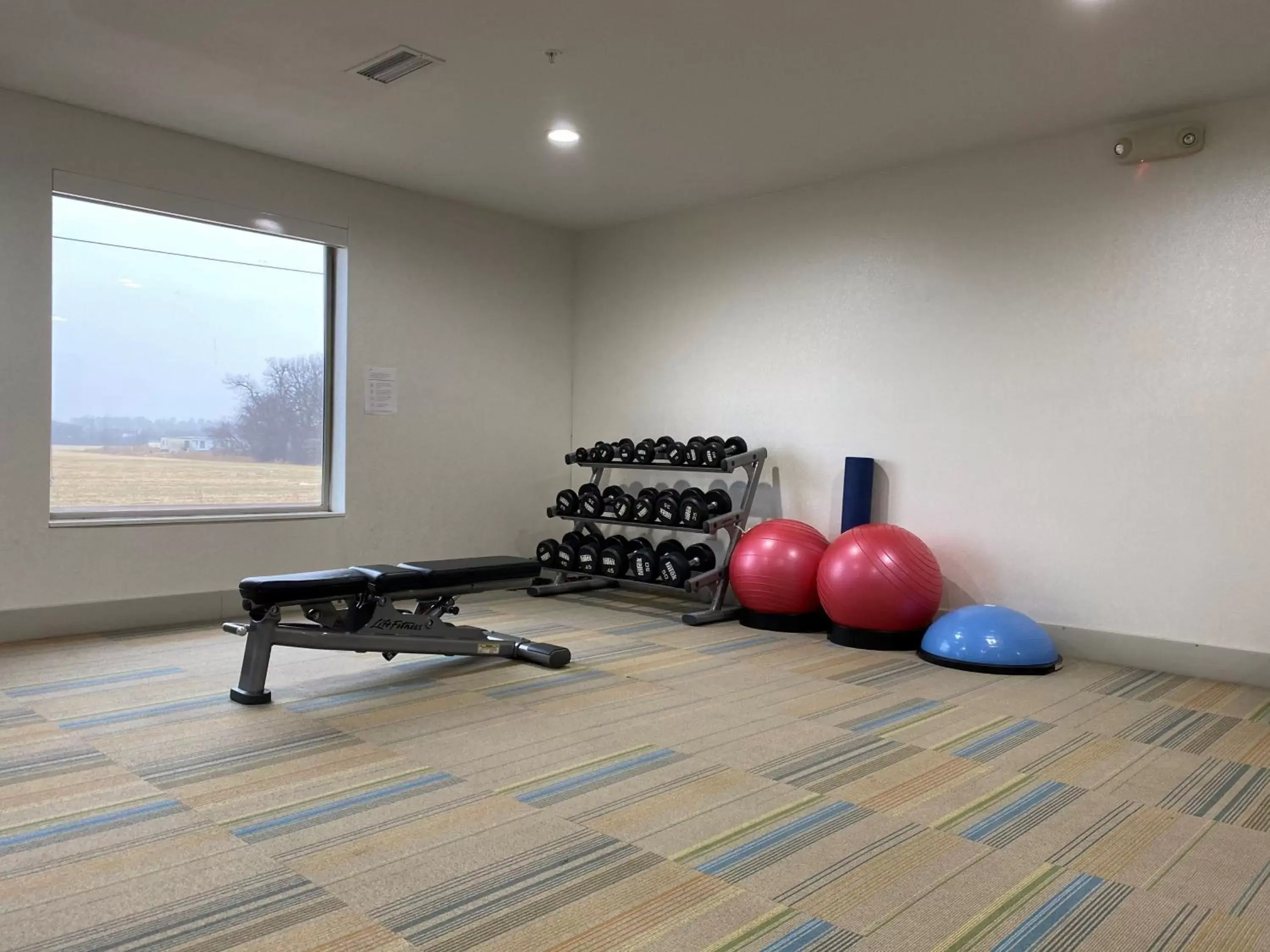 Fitness centre/facilities, Fitness Center/Facilities in Holiday Inn Express and Suites Hotel - Pauls Valley, an IHG Hotel