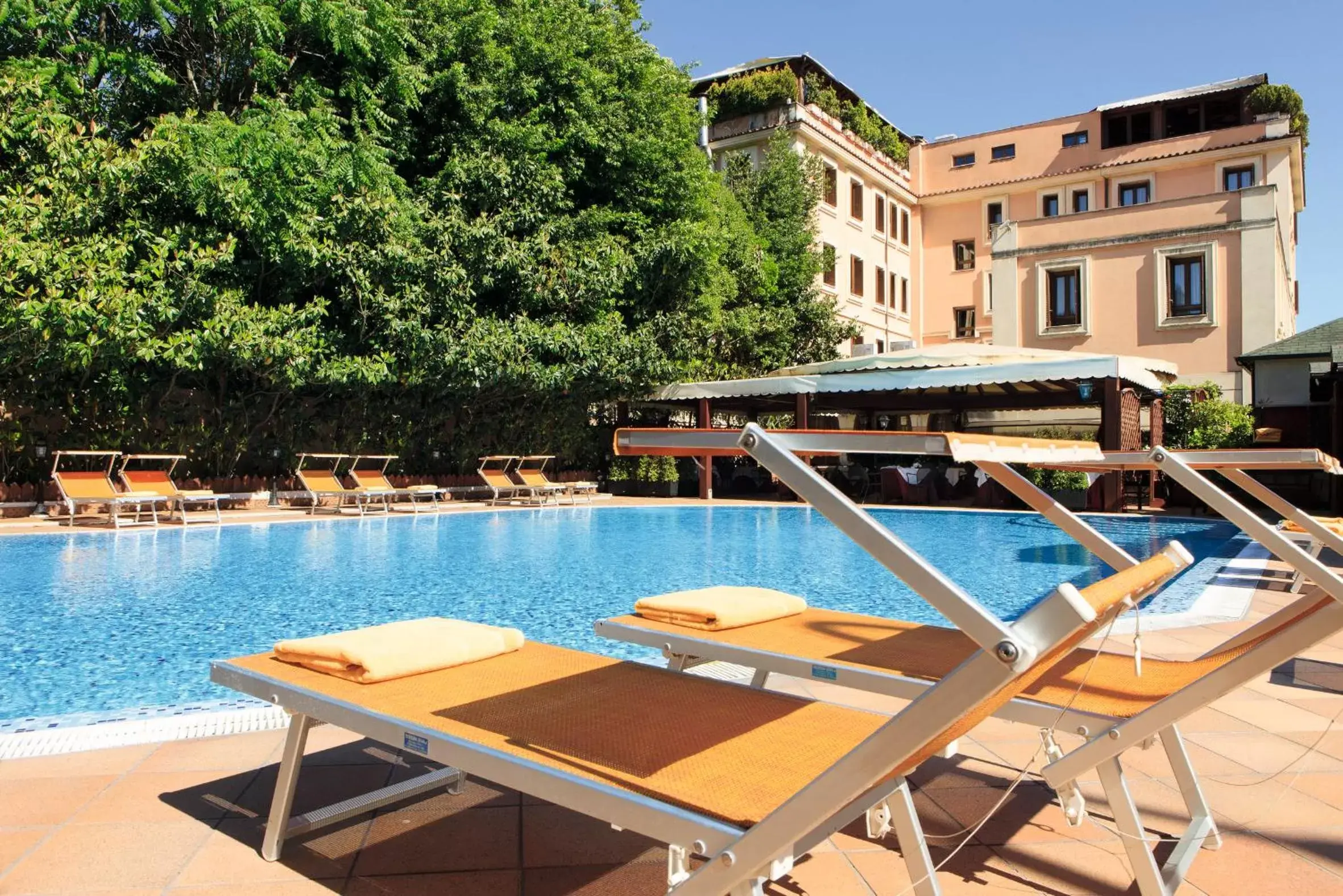 Swimming Pool in Grand Hotel Gianicolo