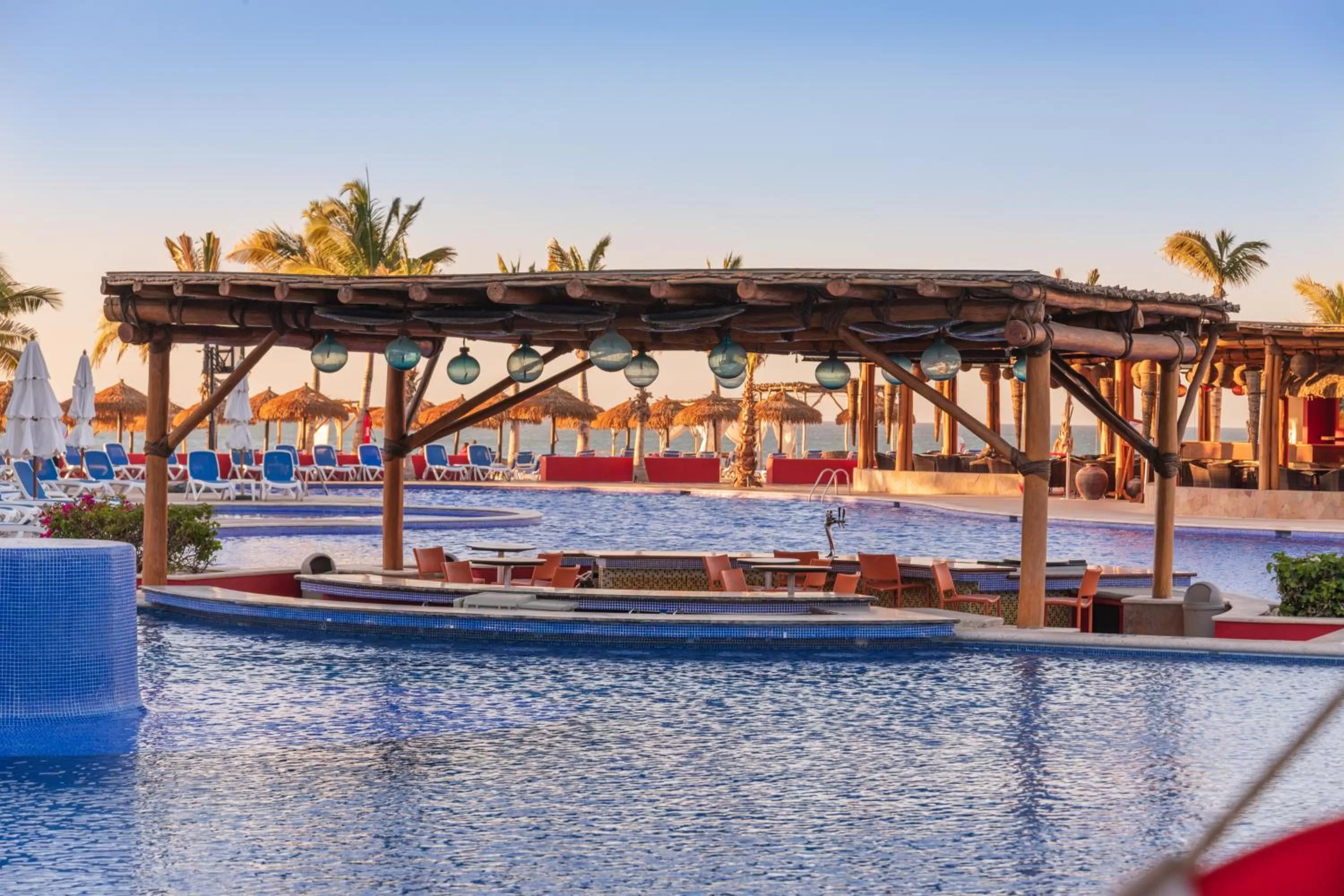 Floor plan in Grand Decameron Los Cabos, A Trademark All-Inclusive Resort