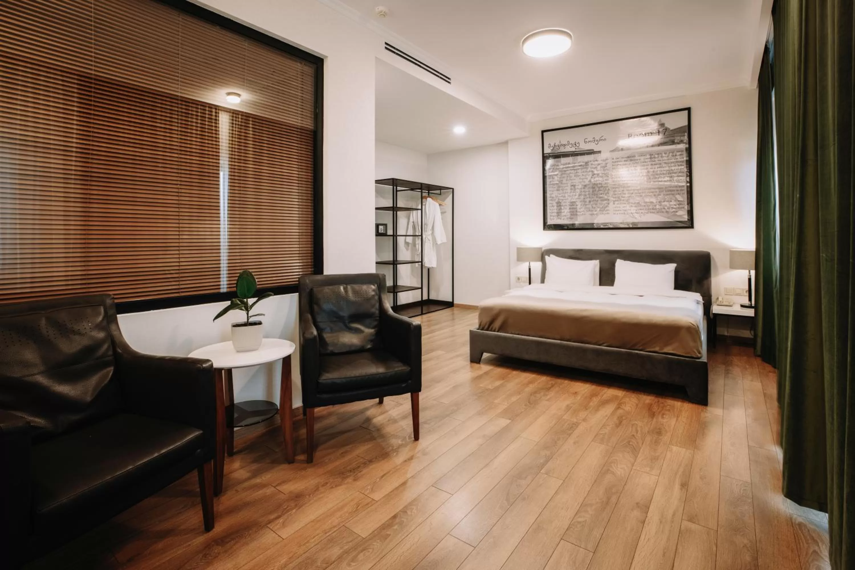 Bed in Citadel Narikala Hotel