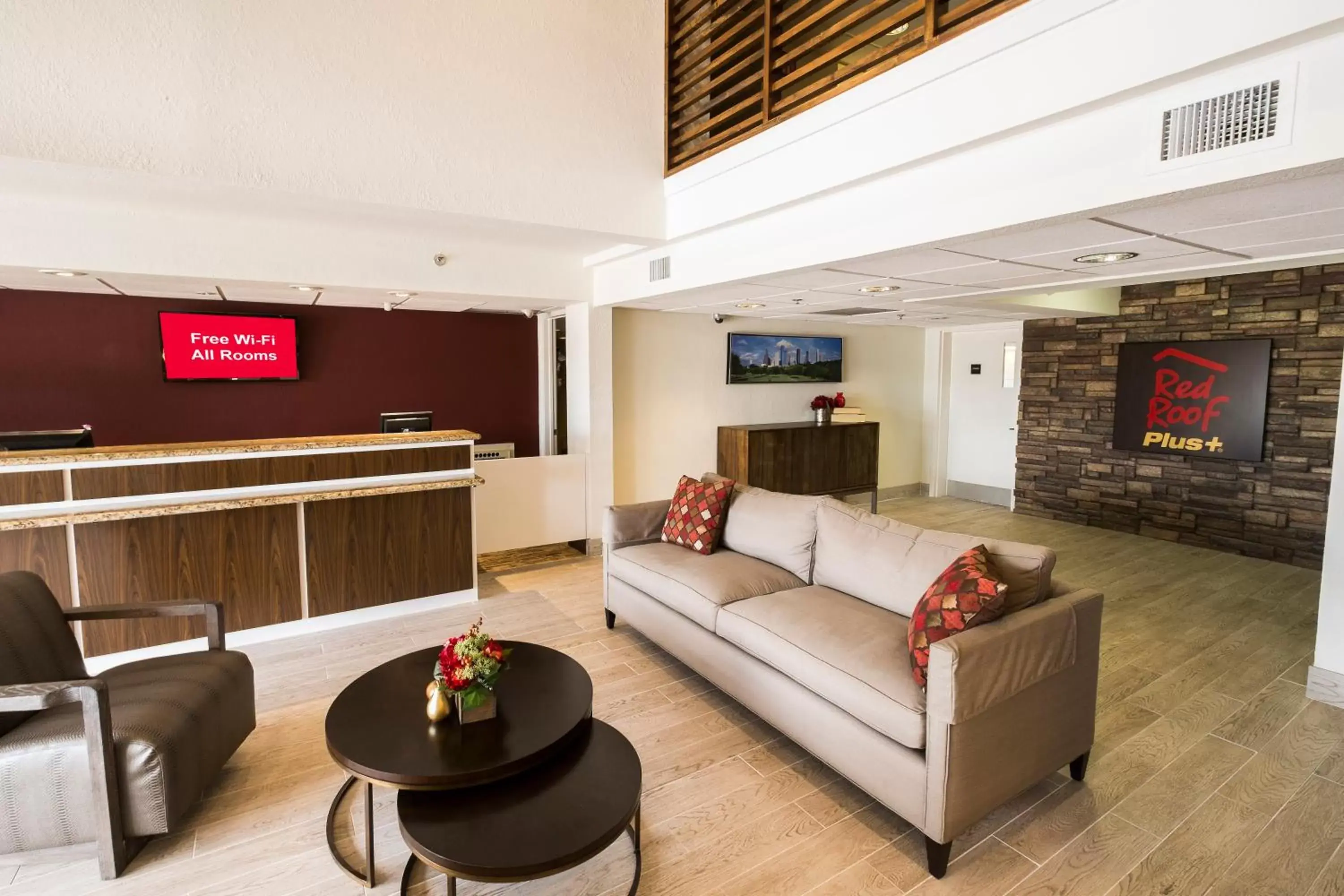 Lobby or reception, Lobby/Reception in Red Roof Inn PLUS+ Houston - Energy Corridor