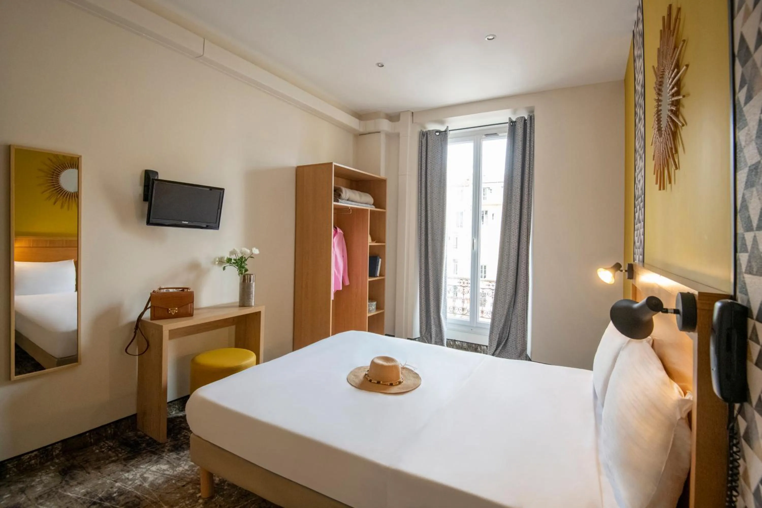 Bedroom, Bed in Hotel d'Ostende