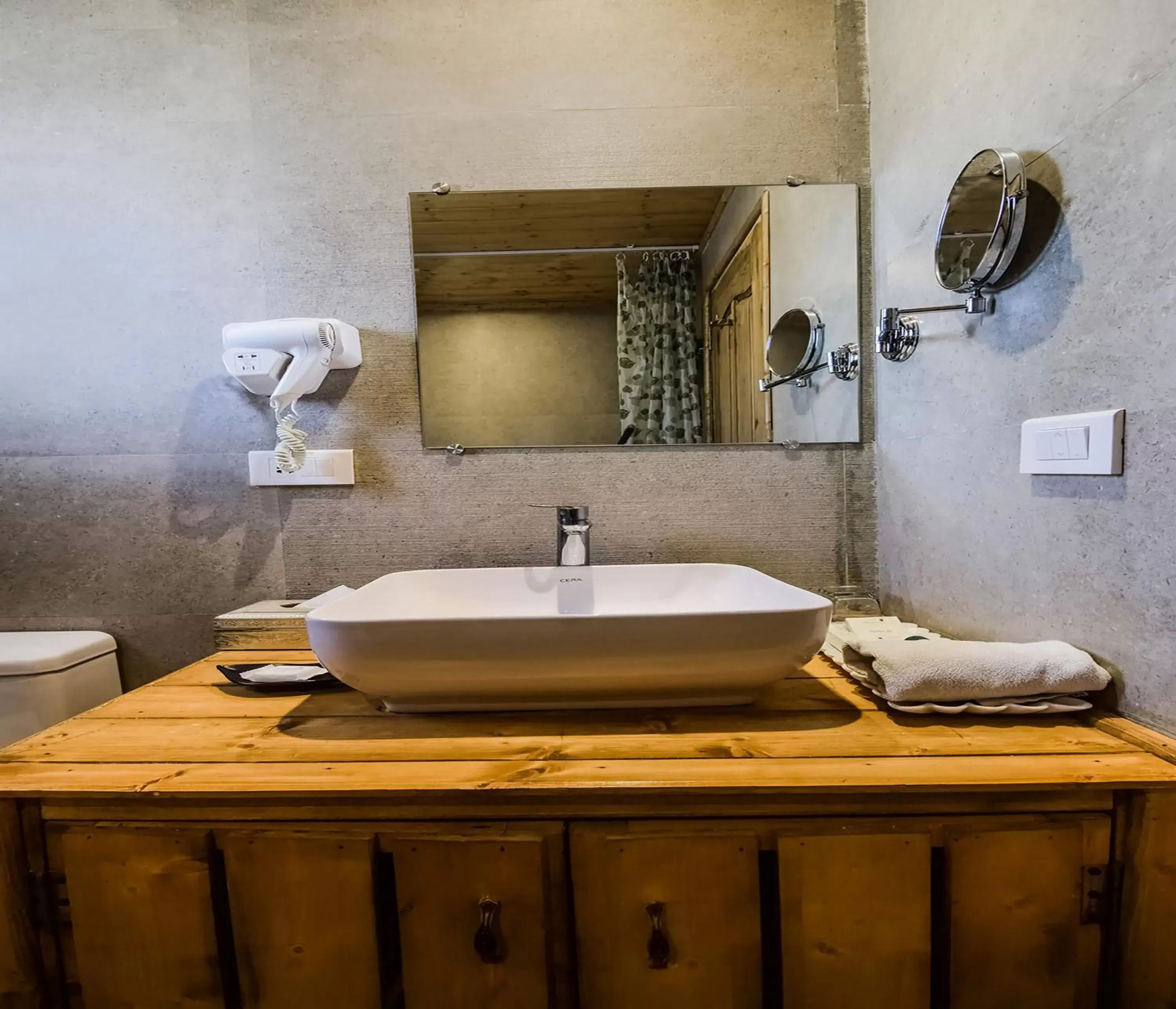 Bathroom in Bamboo Saa Resort & Spa