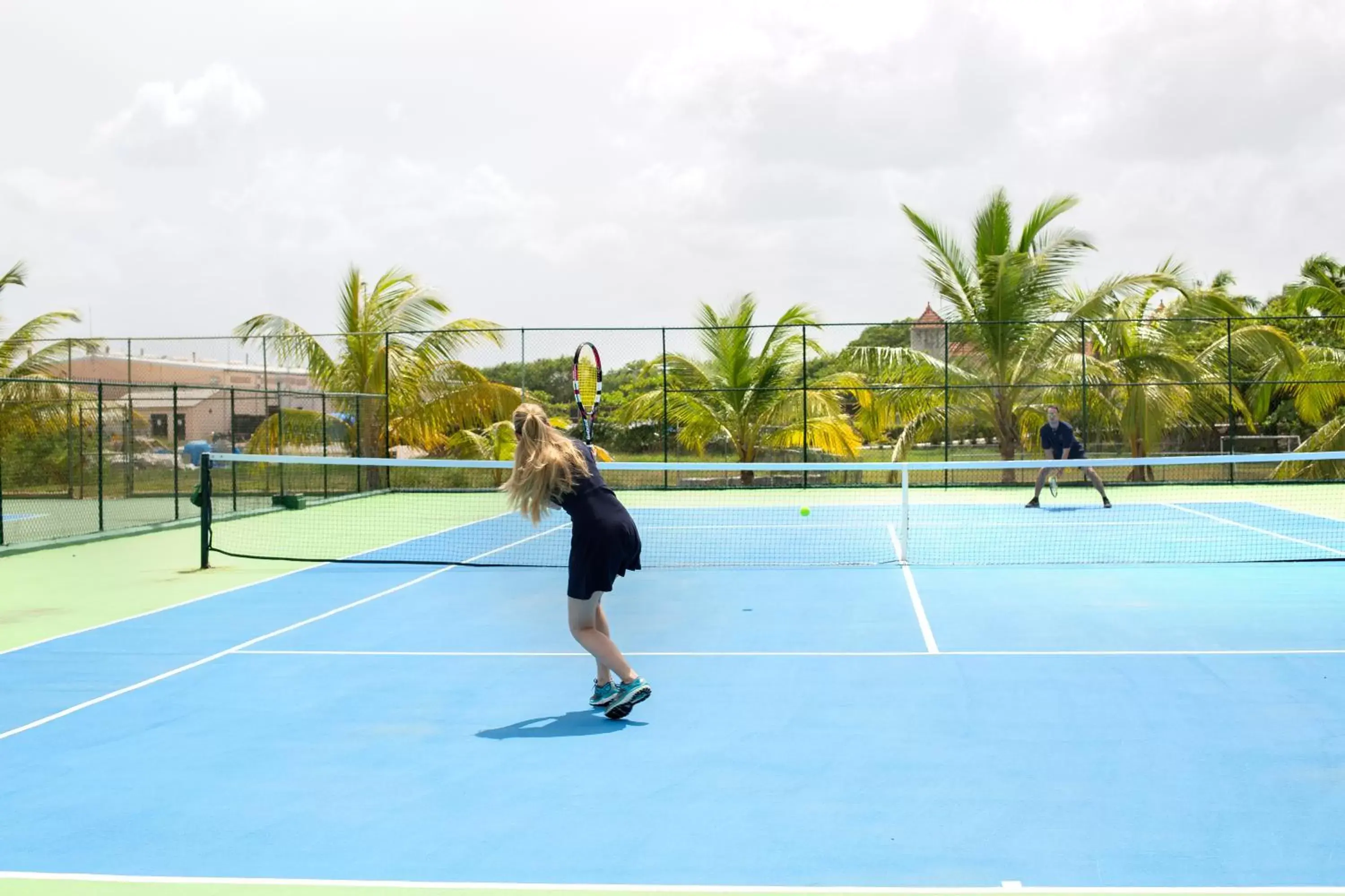 Tennis court, Tennis/Squash in Majestic Colonial Punta Cana - All Inclusive