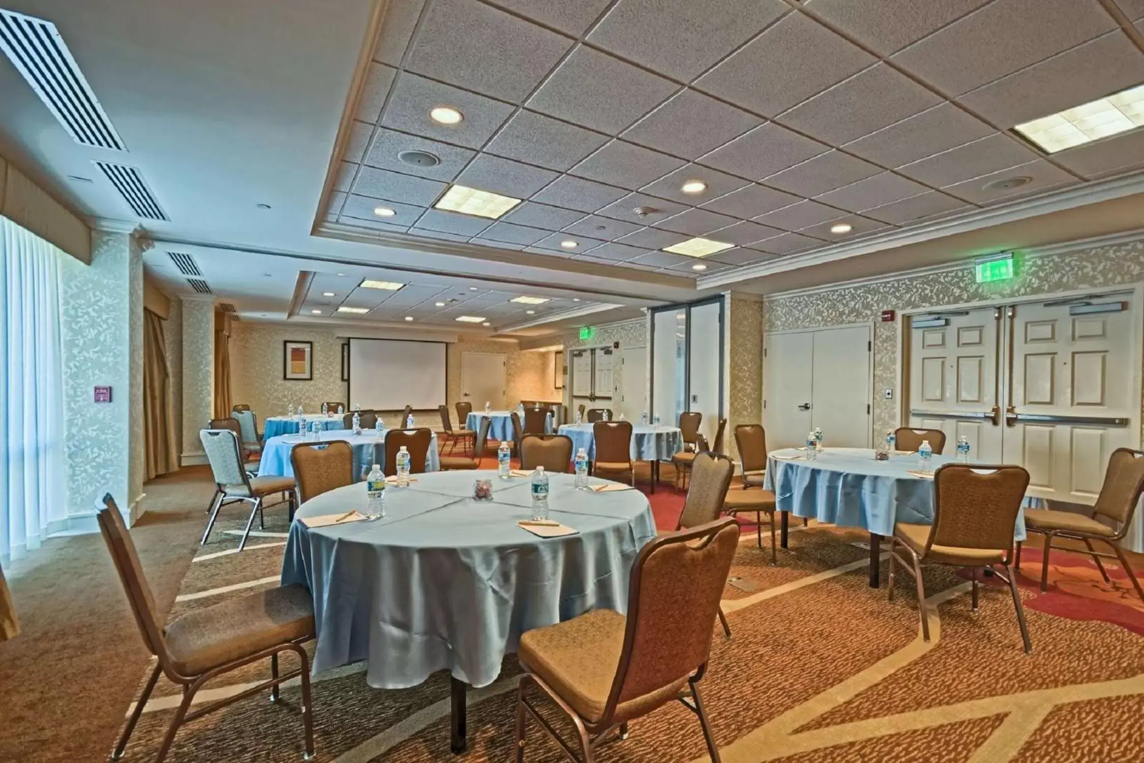 Meeting/conference room in Hilton Garden Inn by Hilton Mount Laurel