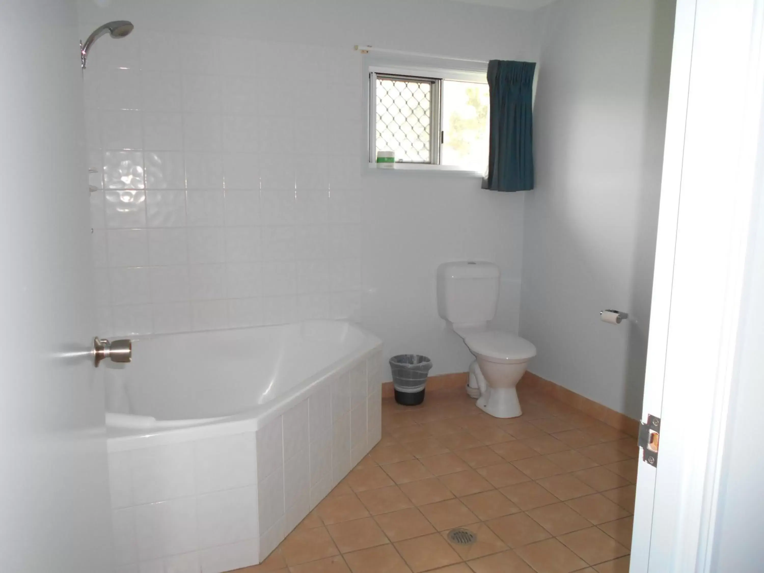 Bathroom in TI Motel Torres Strait
