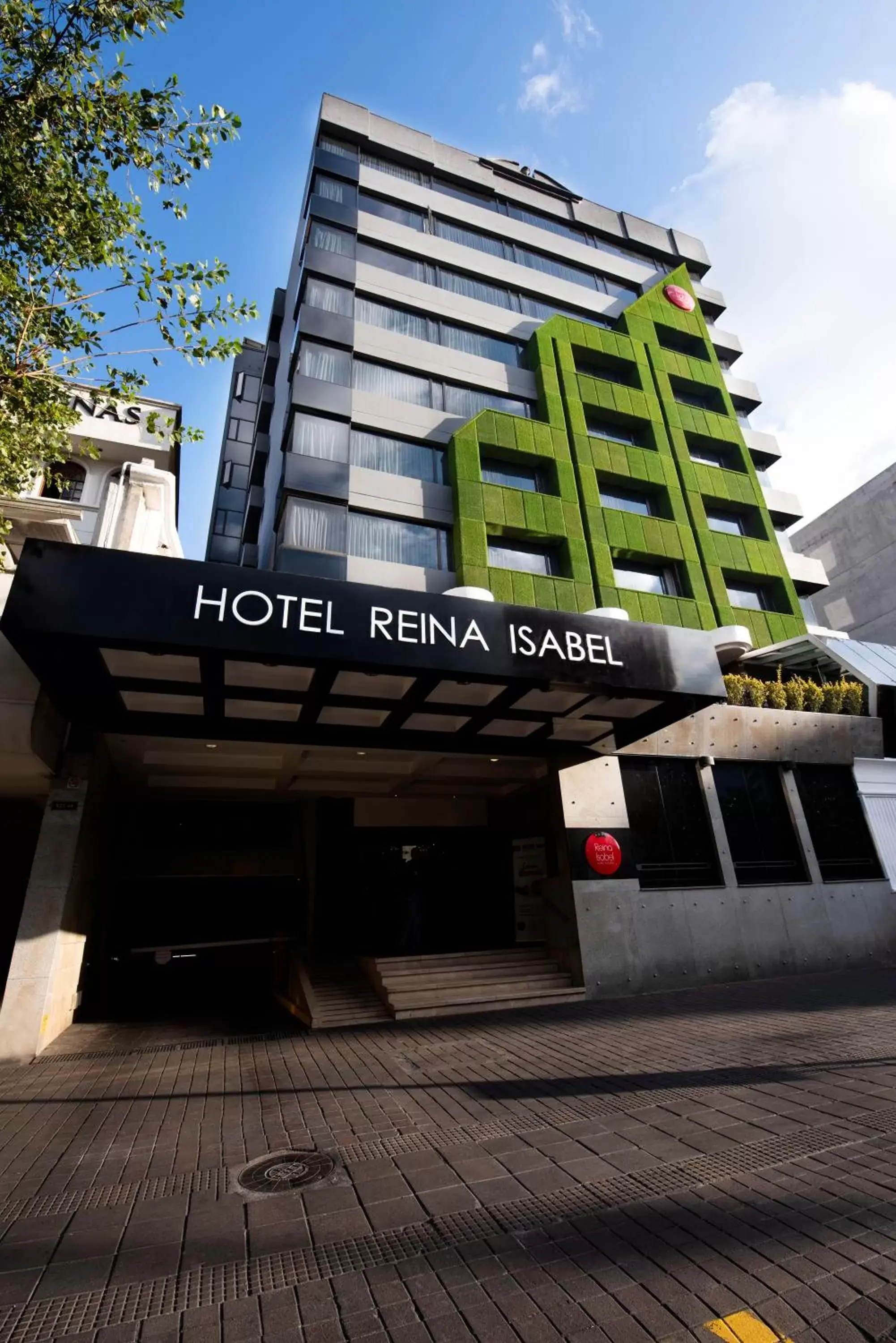 Property Building in Hotel Reina Isabel