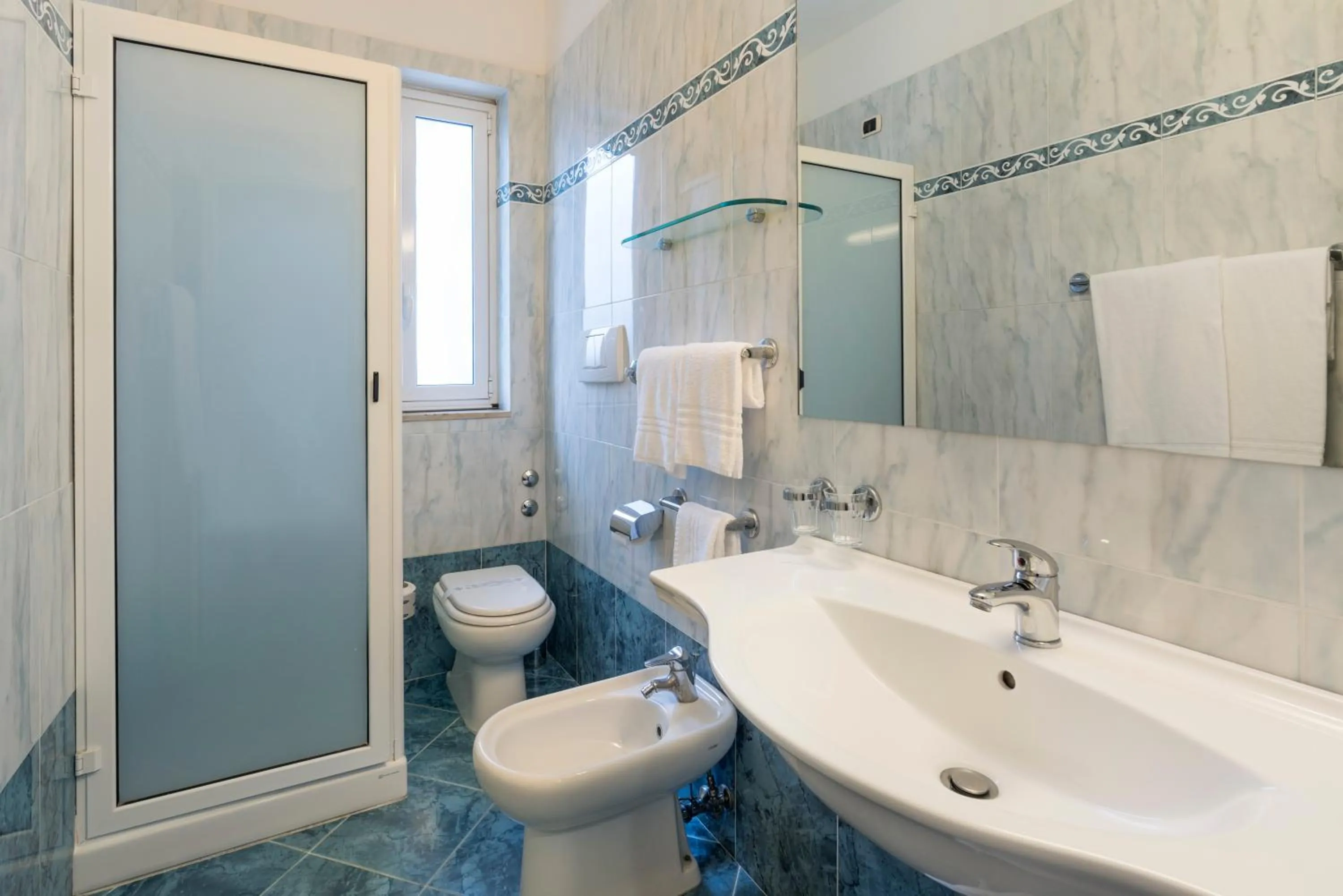 Bathroom in Sant Alphio Garden Hotel & SPA