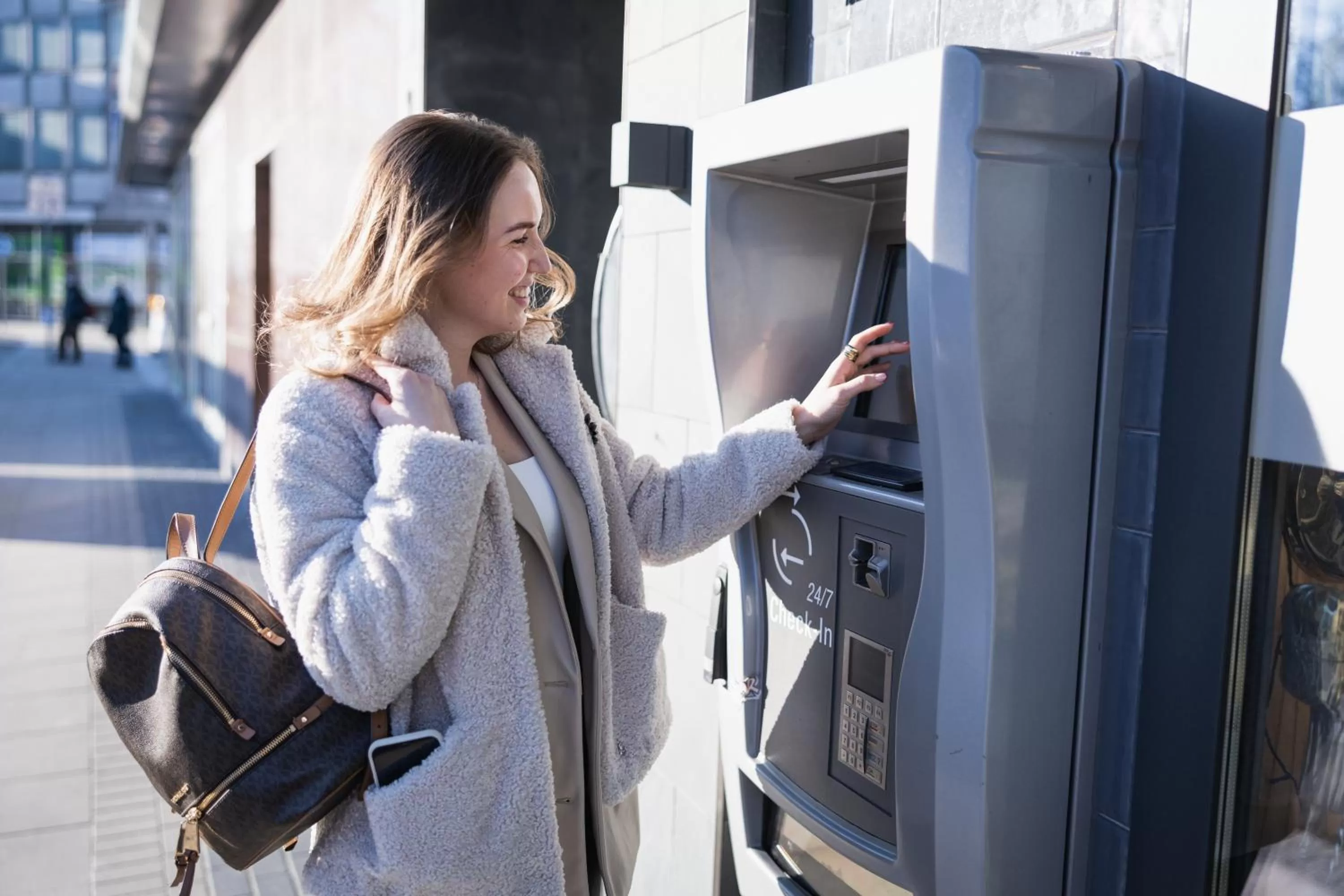 People in Aappartel City Center - kontaktloser Check-in 24h