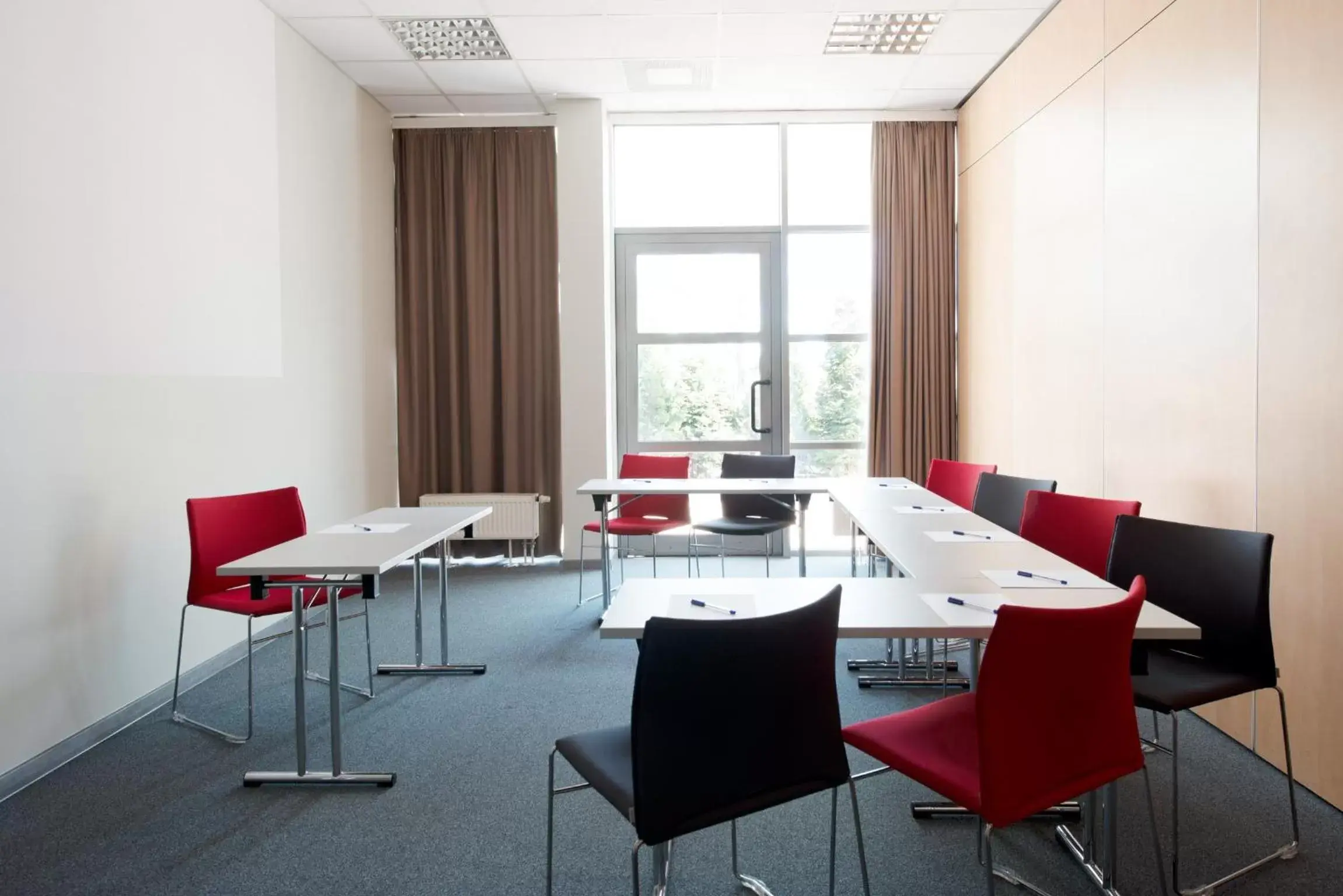 Meeting/conference room in Ibis Poznan Stare Miasto