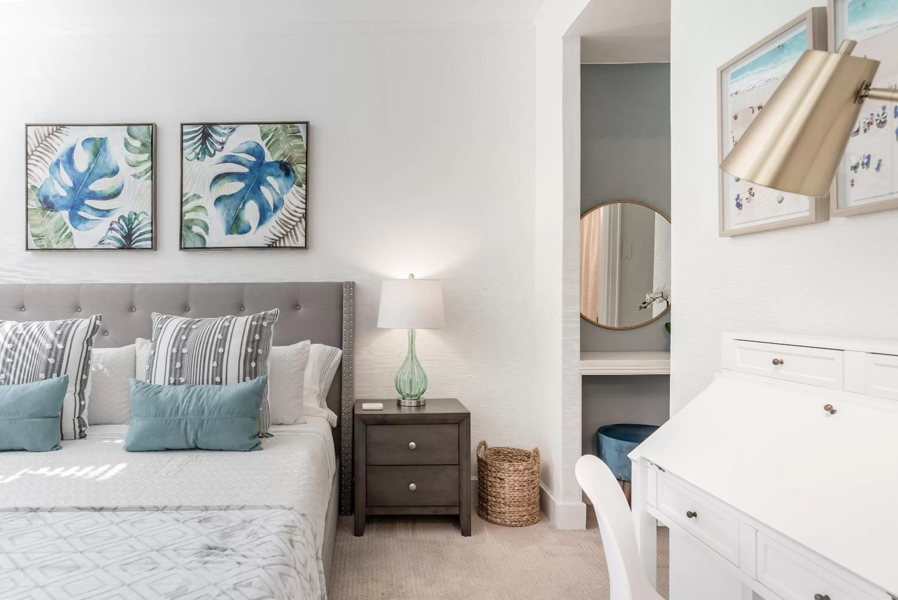 Bedroom, Bed in Tropicals of Palm Beach