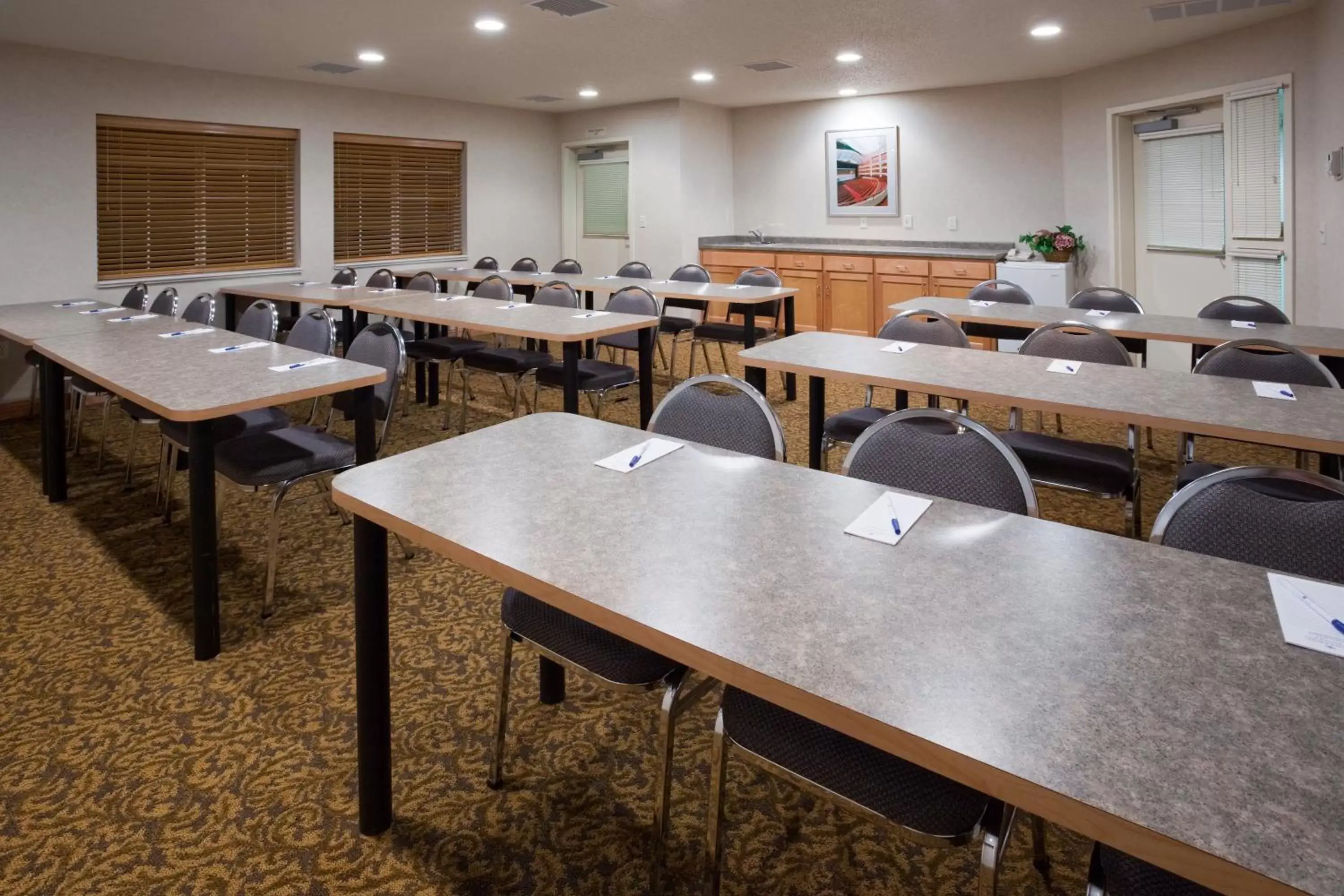 Meeting/conference room in Candlewood Suites Appleton, an IHG Hotel