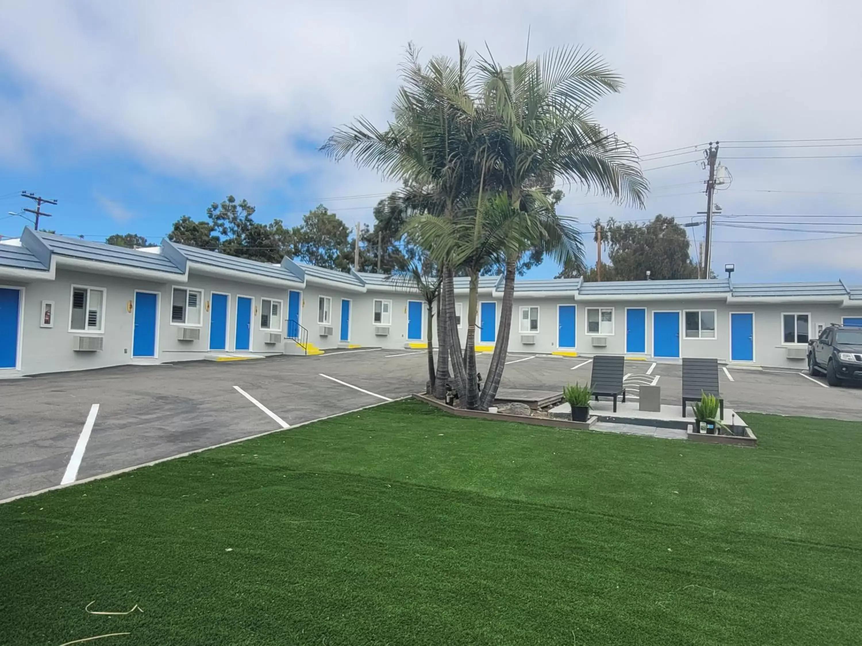 Property Building in Calafia Inn San Clemente Newly renovated
