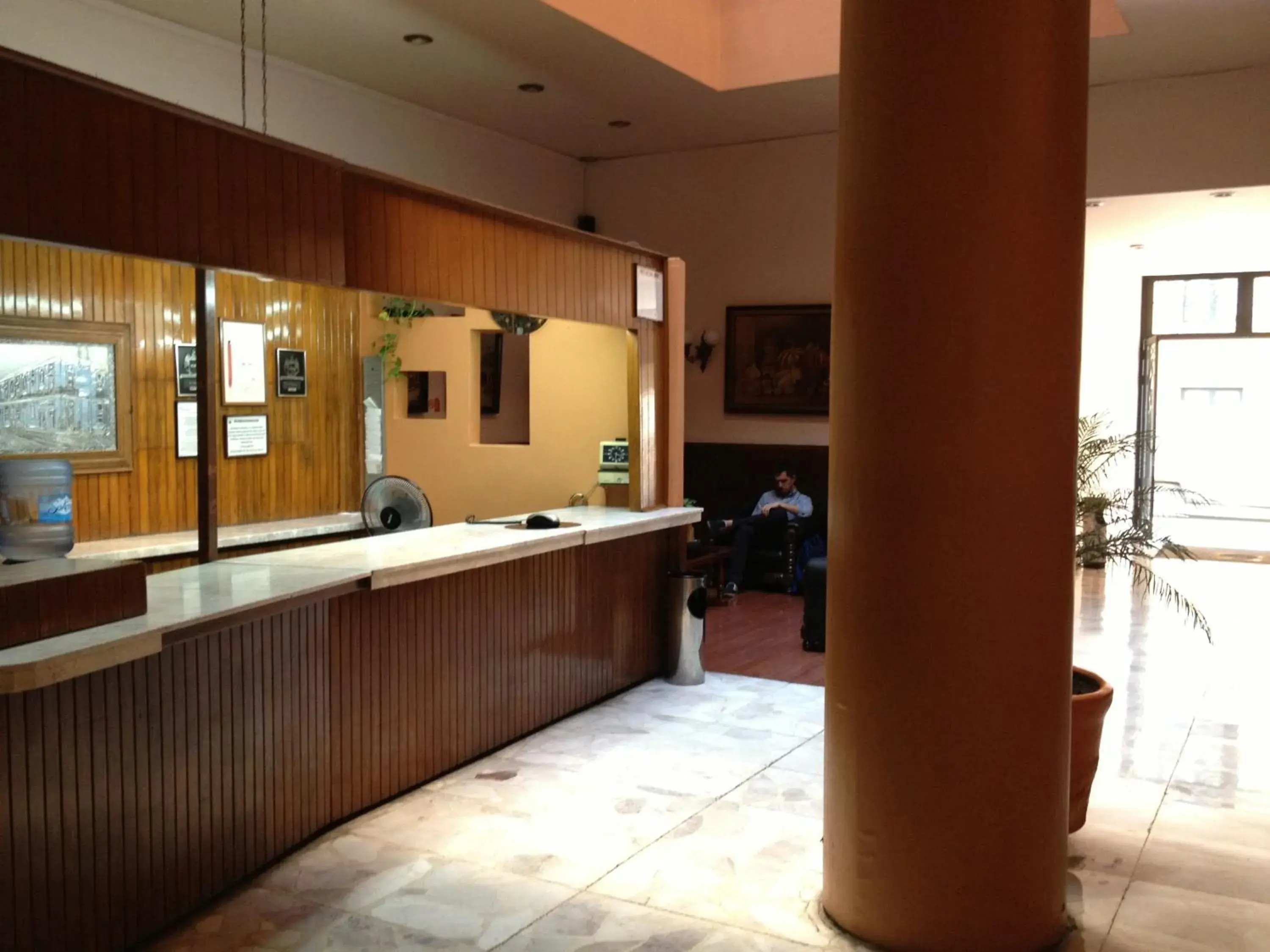 Lobby/Reception in Hotel Gomez de Celaya