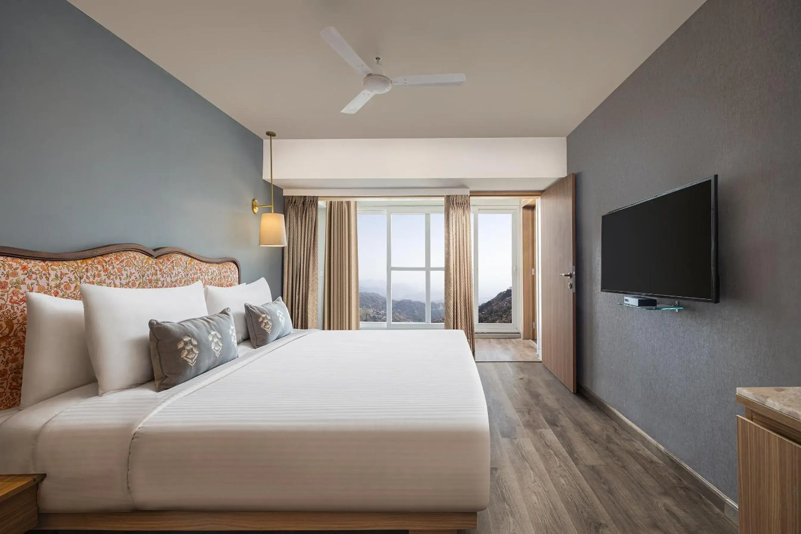 Bedroom, Bed in Fortune Resort Grace, Mussoorie - Member ITC's Hotel Group