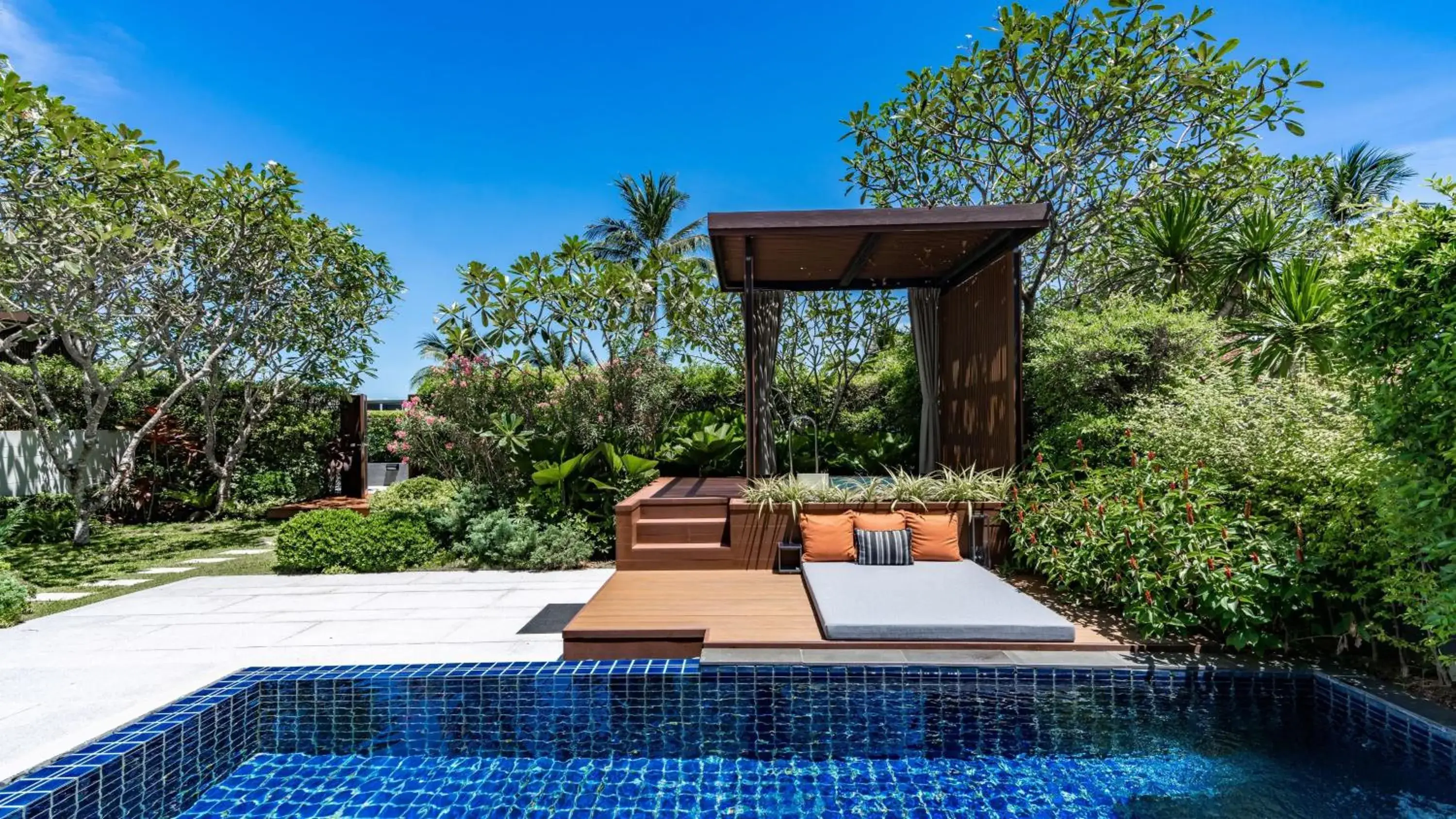 Photo of the whole room, Swimming Pool in InterContinental Koh Samui Resort, an IHG Hotel