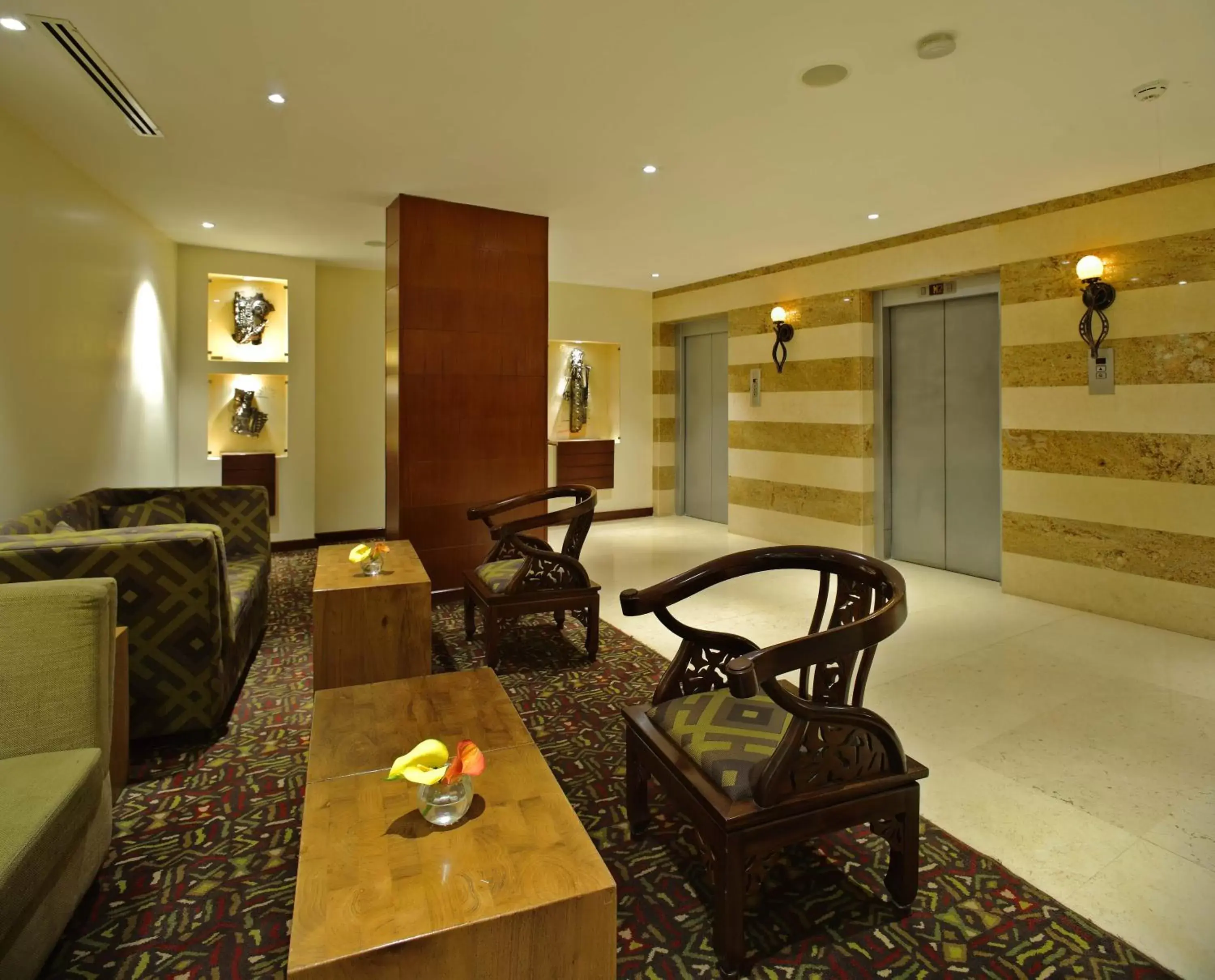 Lobby or reception, Restaurant/Places to Eat in Sarova Panafric Hotel