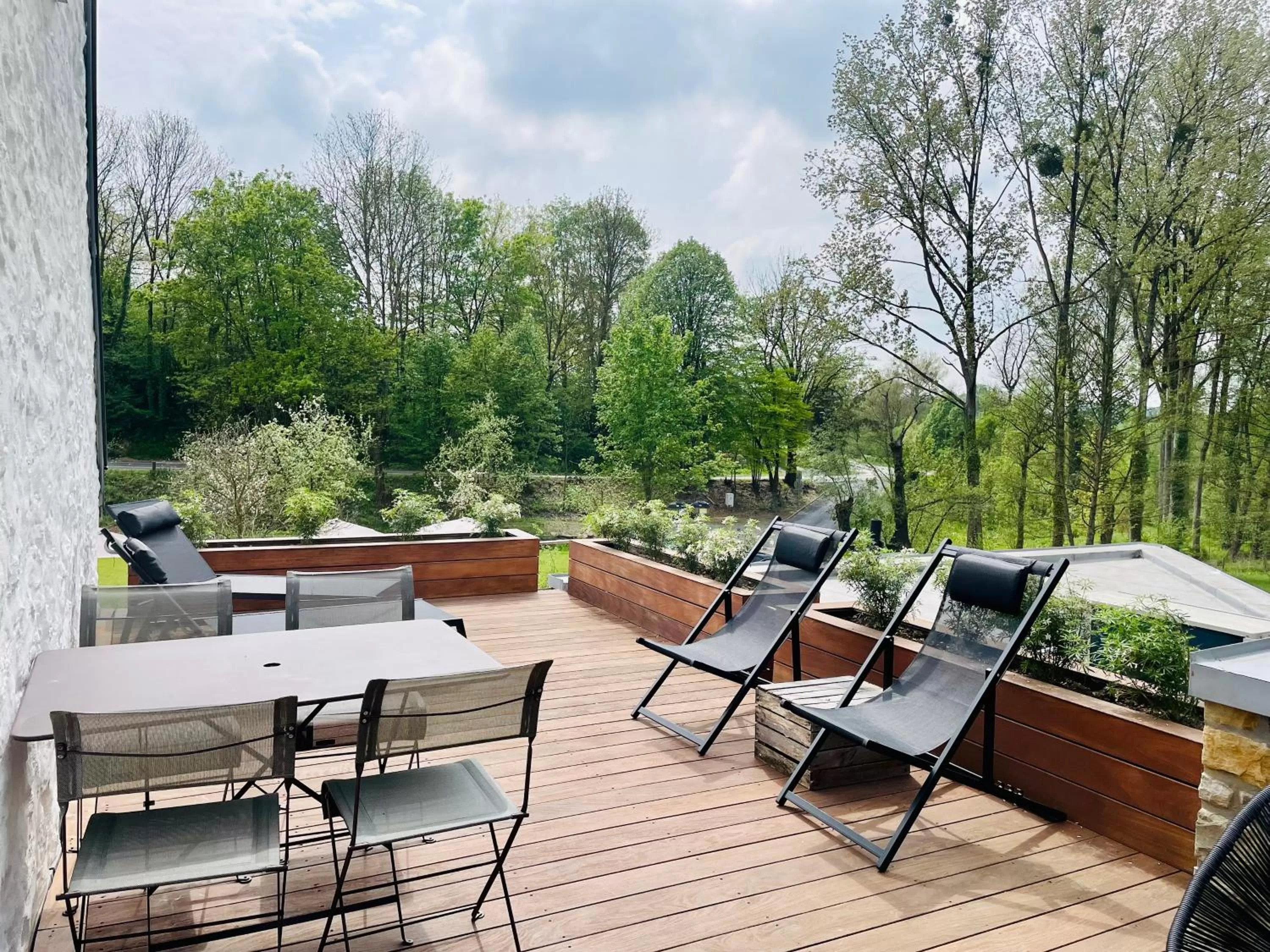 View (from property/room) in La Bel échappée