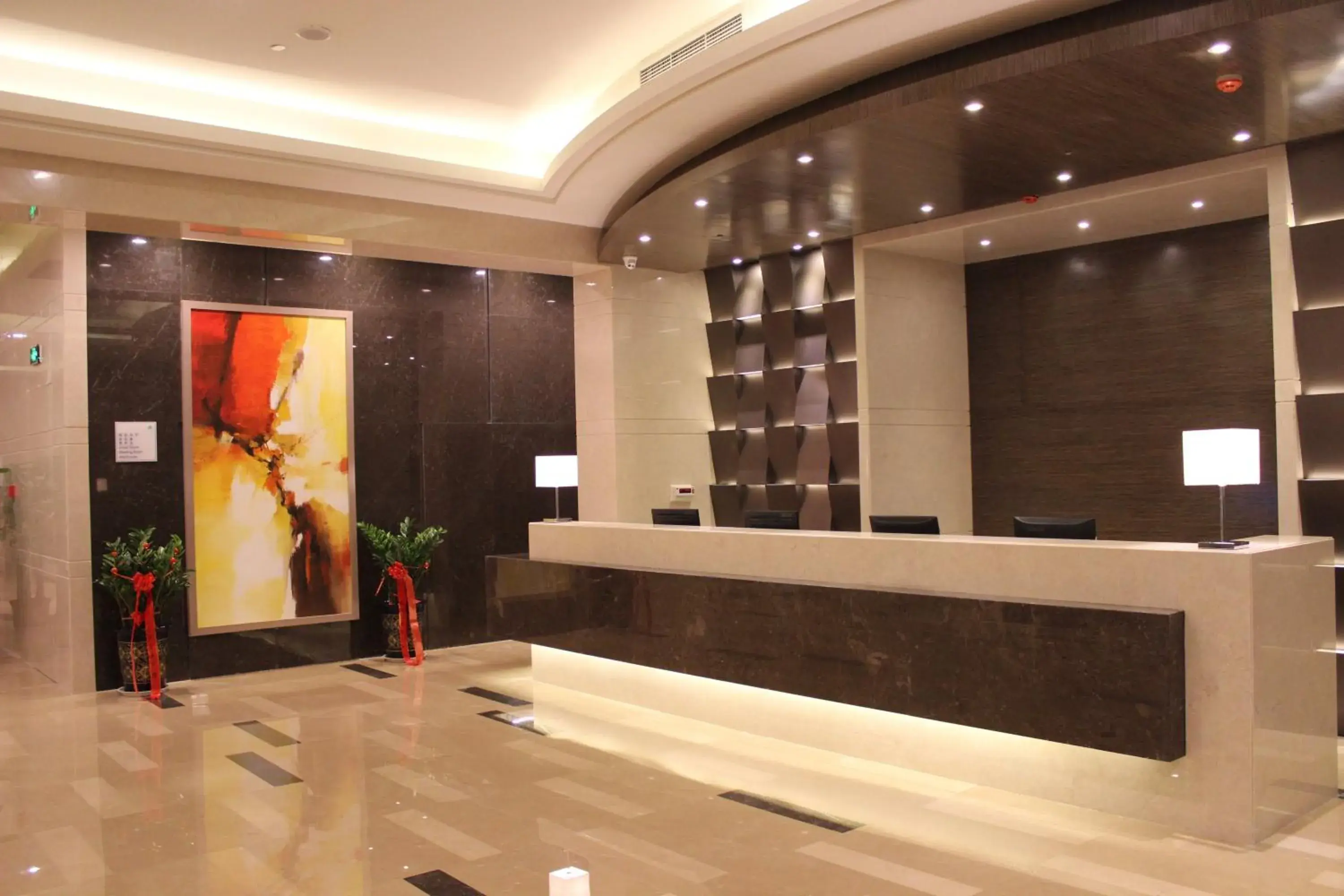 Property building, Lobby/Reception in Holiday Inn Express Weihai Hi-Tech Zone, an IHG Hotel