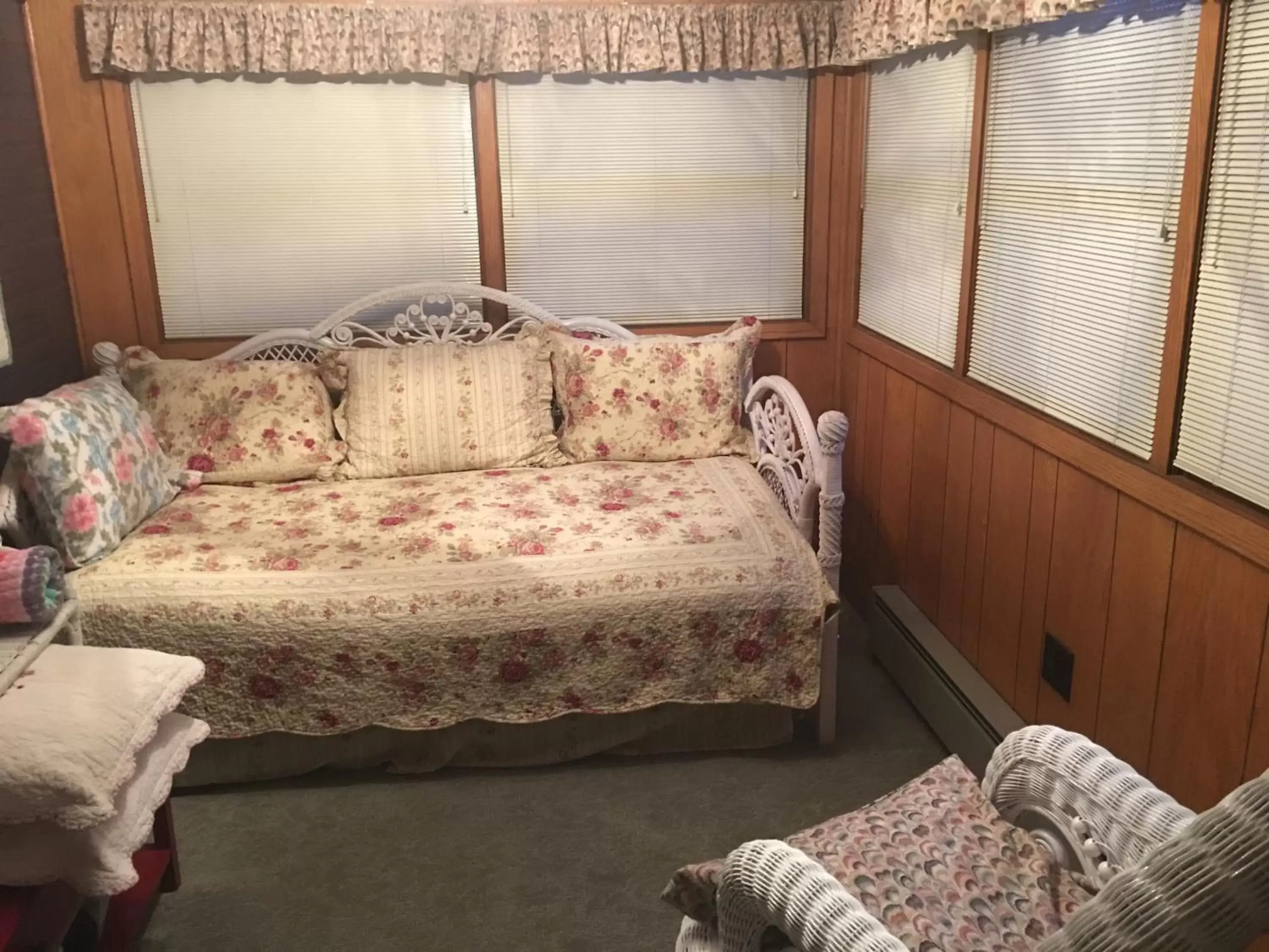 Seating Area in Queen Anne Bed and Breakfast