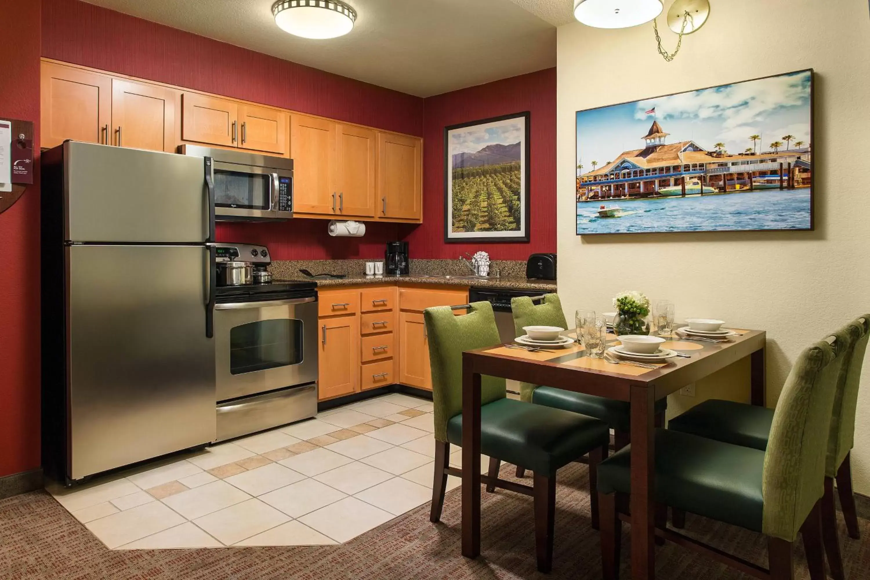 Bedroom, Dining Area in Residence Inn Irvine John Wayne Airport Orange County