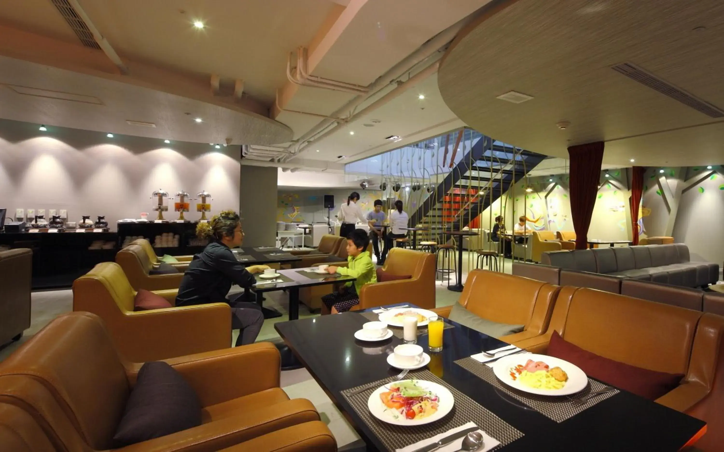 Restaurant/Places to Eat in Hotelday Plus Tamsui