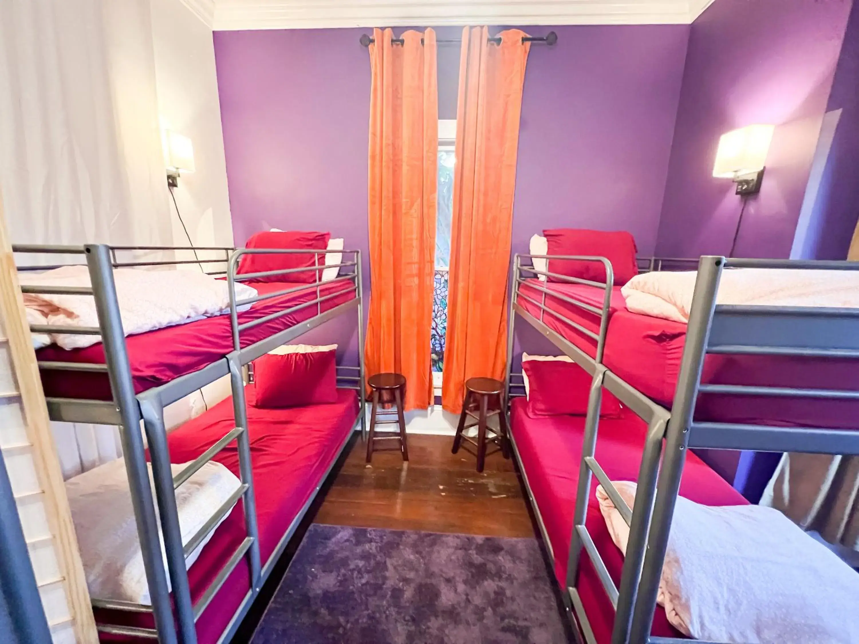 Bedroom, Bunk Bed in International Travelers House Adventure Hostel