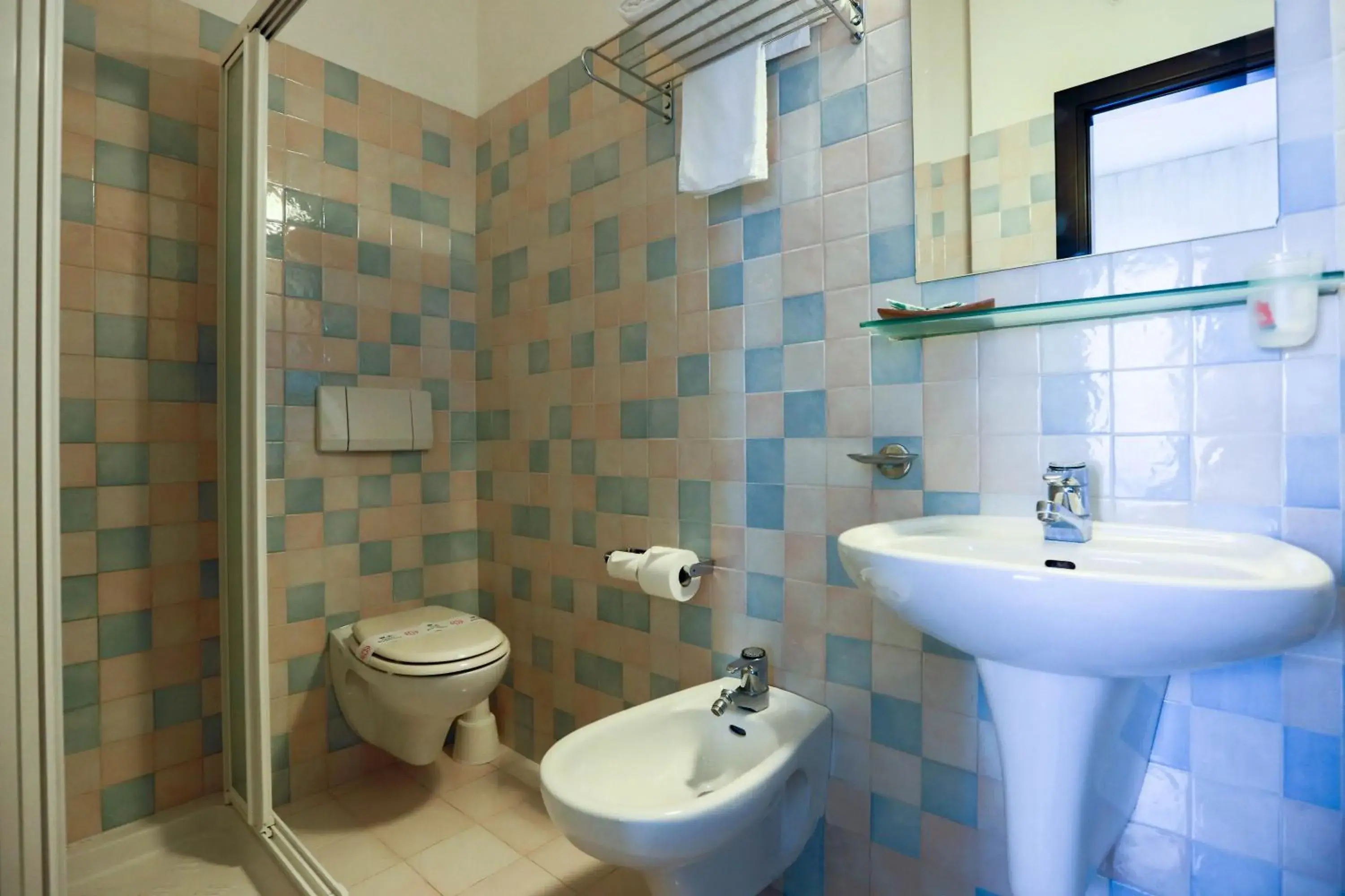 Bathroom in Hotel Ali d'Oro