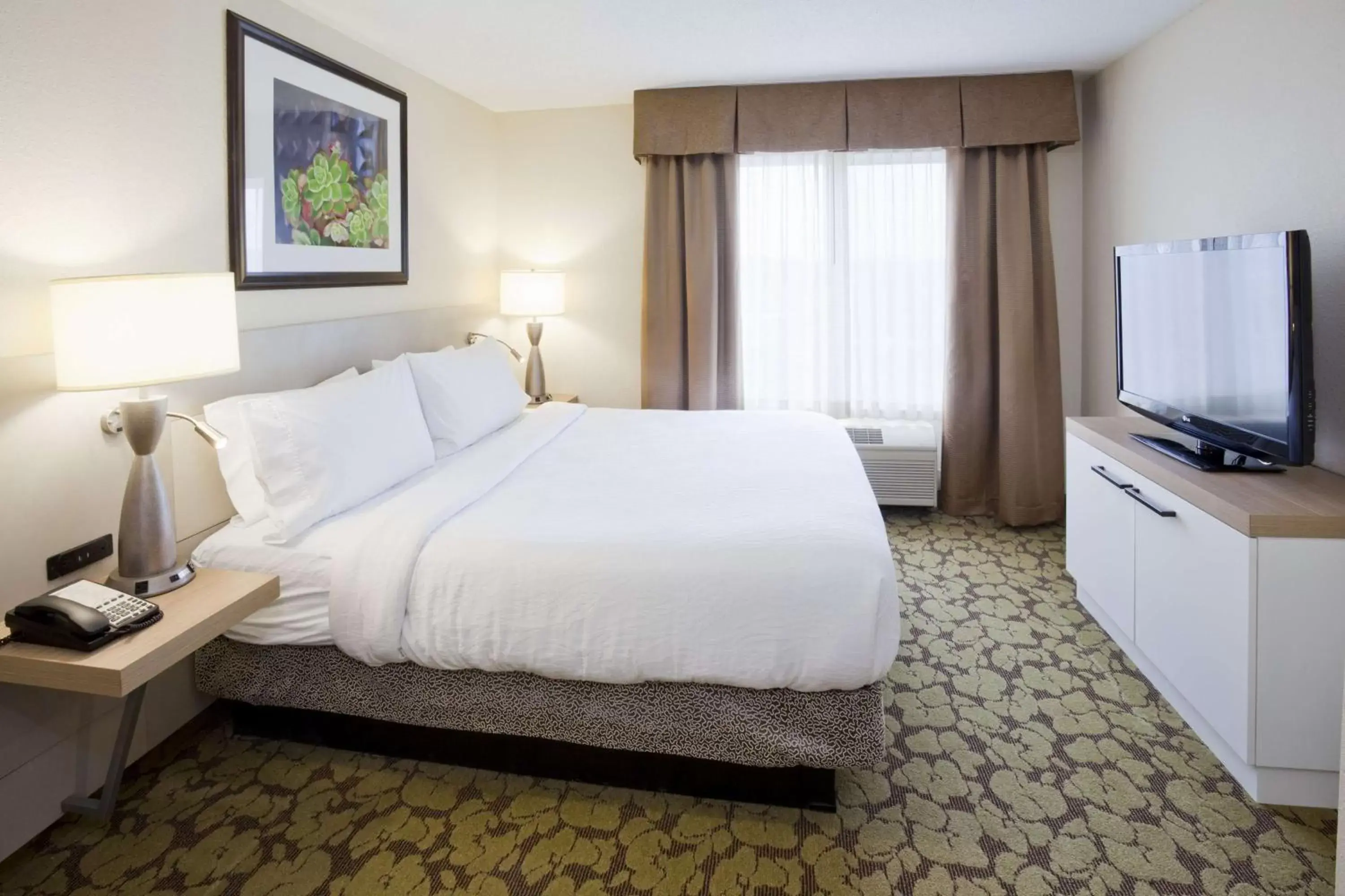 Bedroom, Bed in Hilton Garden Inn Minneapolis Eagan
