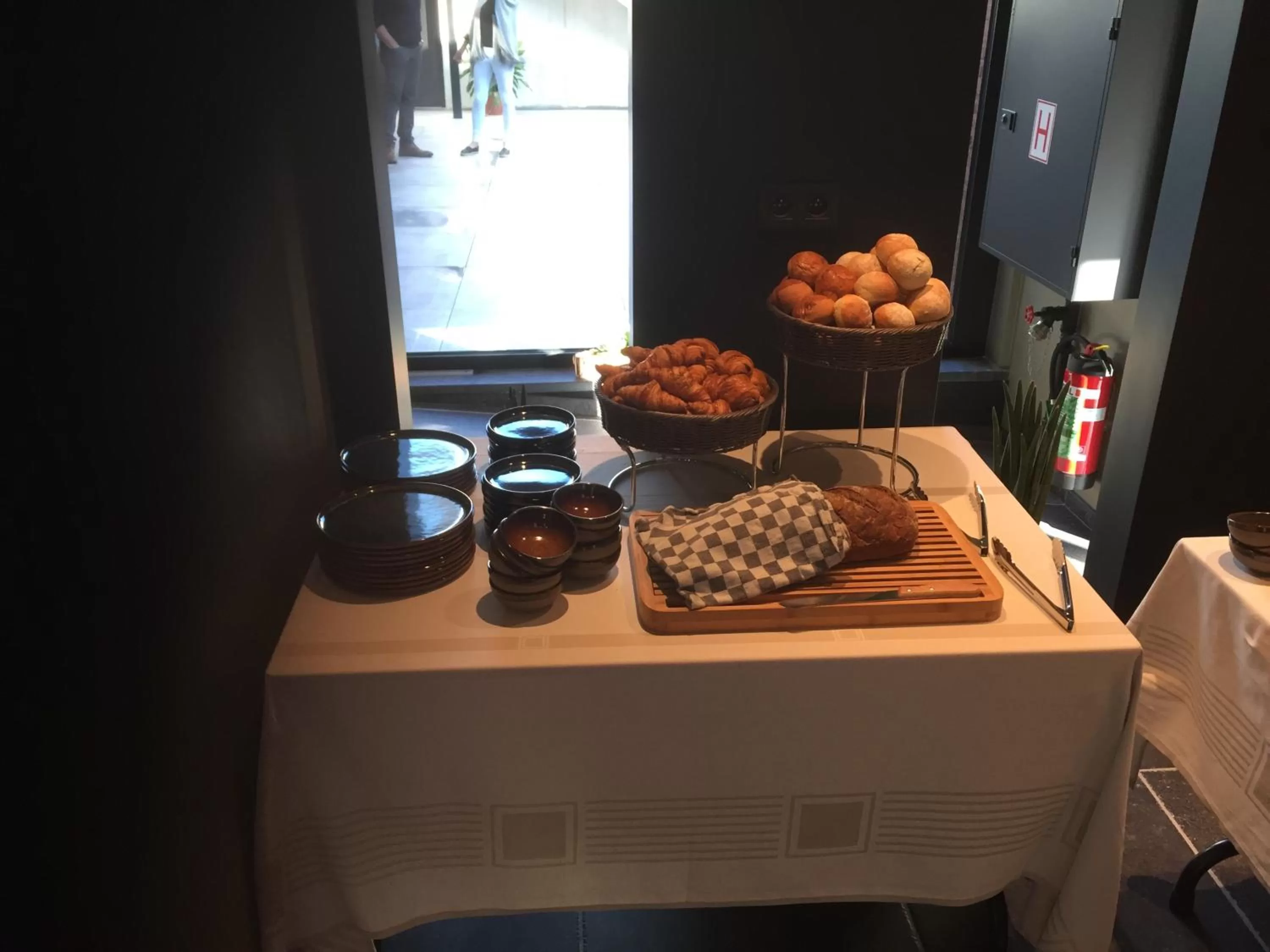 Continental breakfast in twee broeders