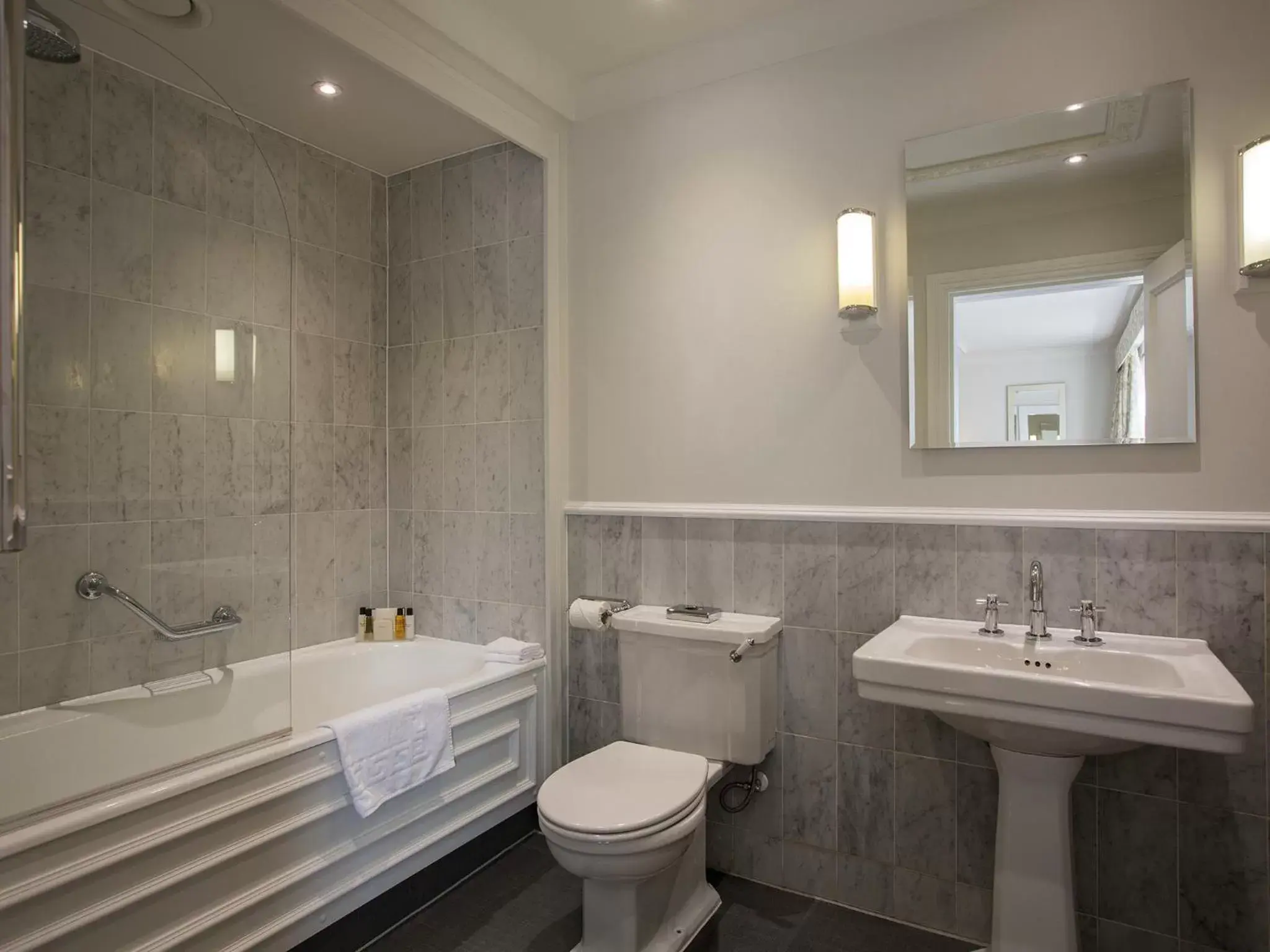 Bathroom in Rookery Hall Hotel & Spa