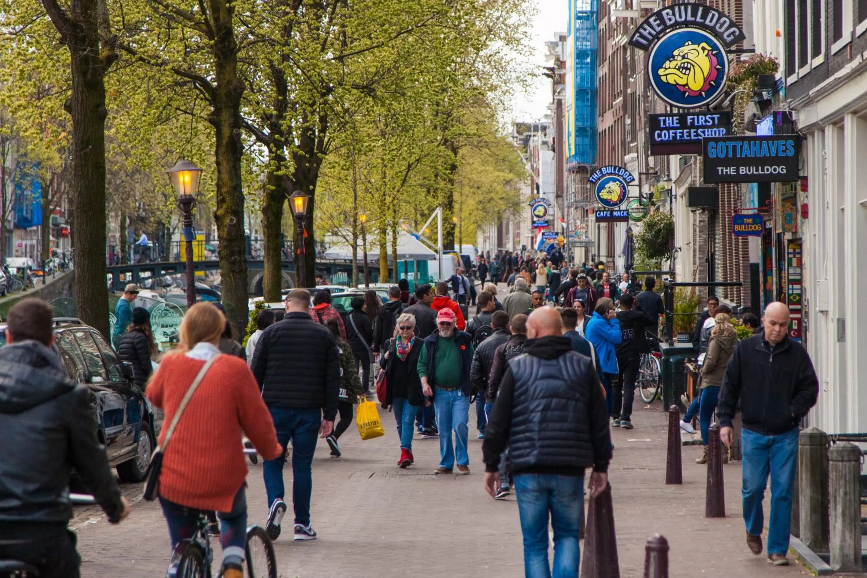 Neighbourhood in Travel Hotel Amsterdam