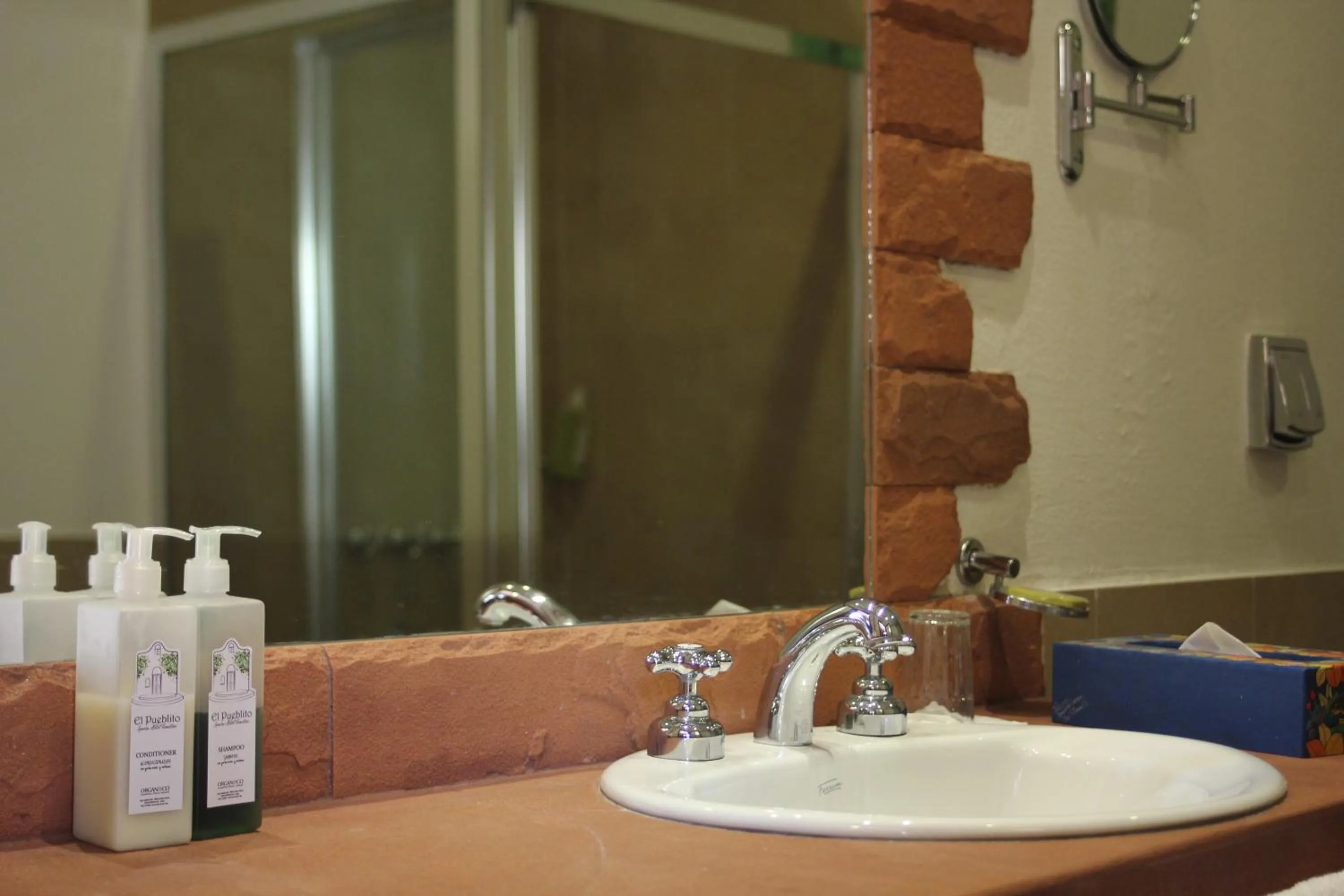 Bathroom in El Pueblito Iguazú