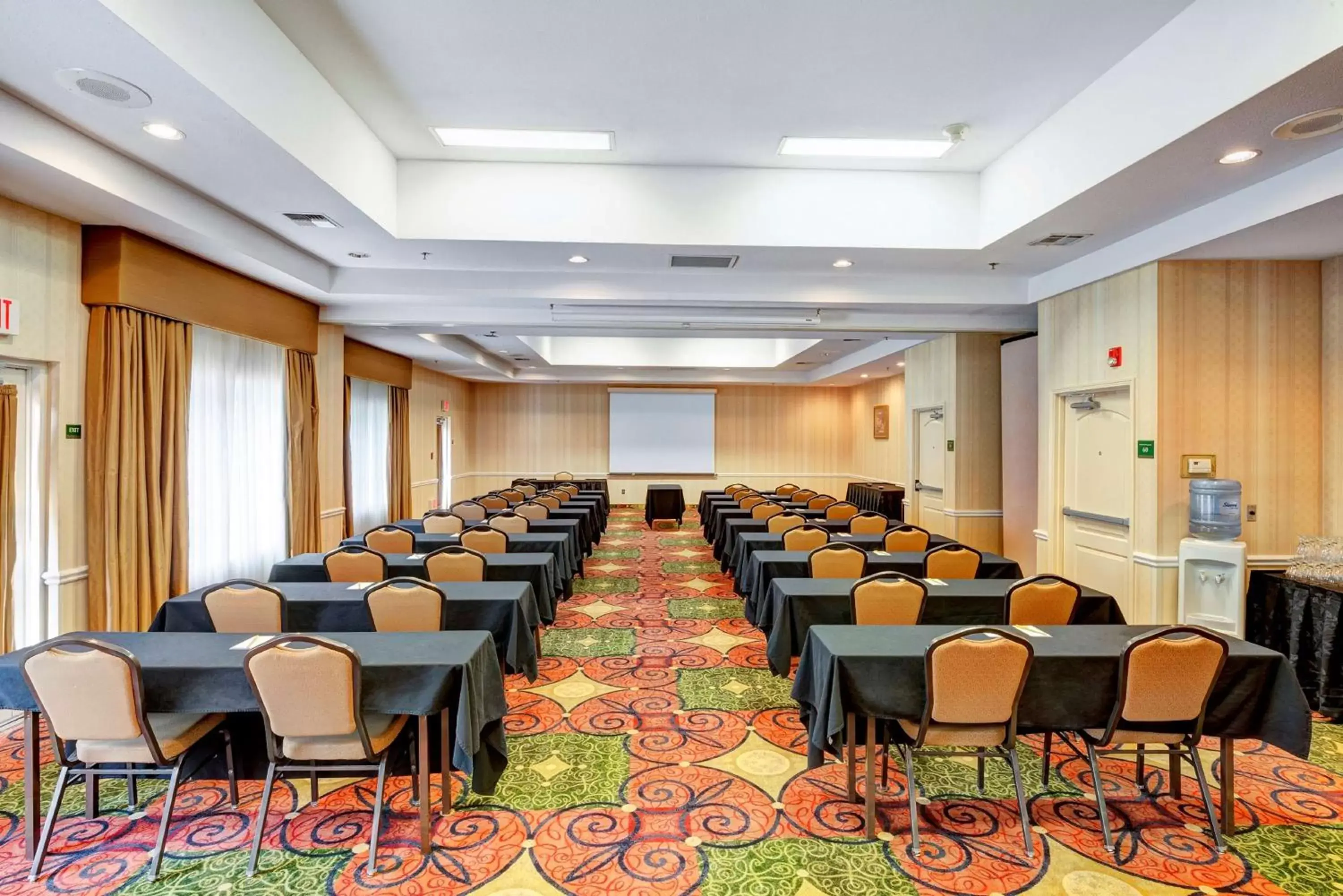 Meeting/conference room in Hilton Garden Inn Portland Airport