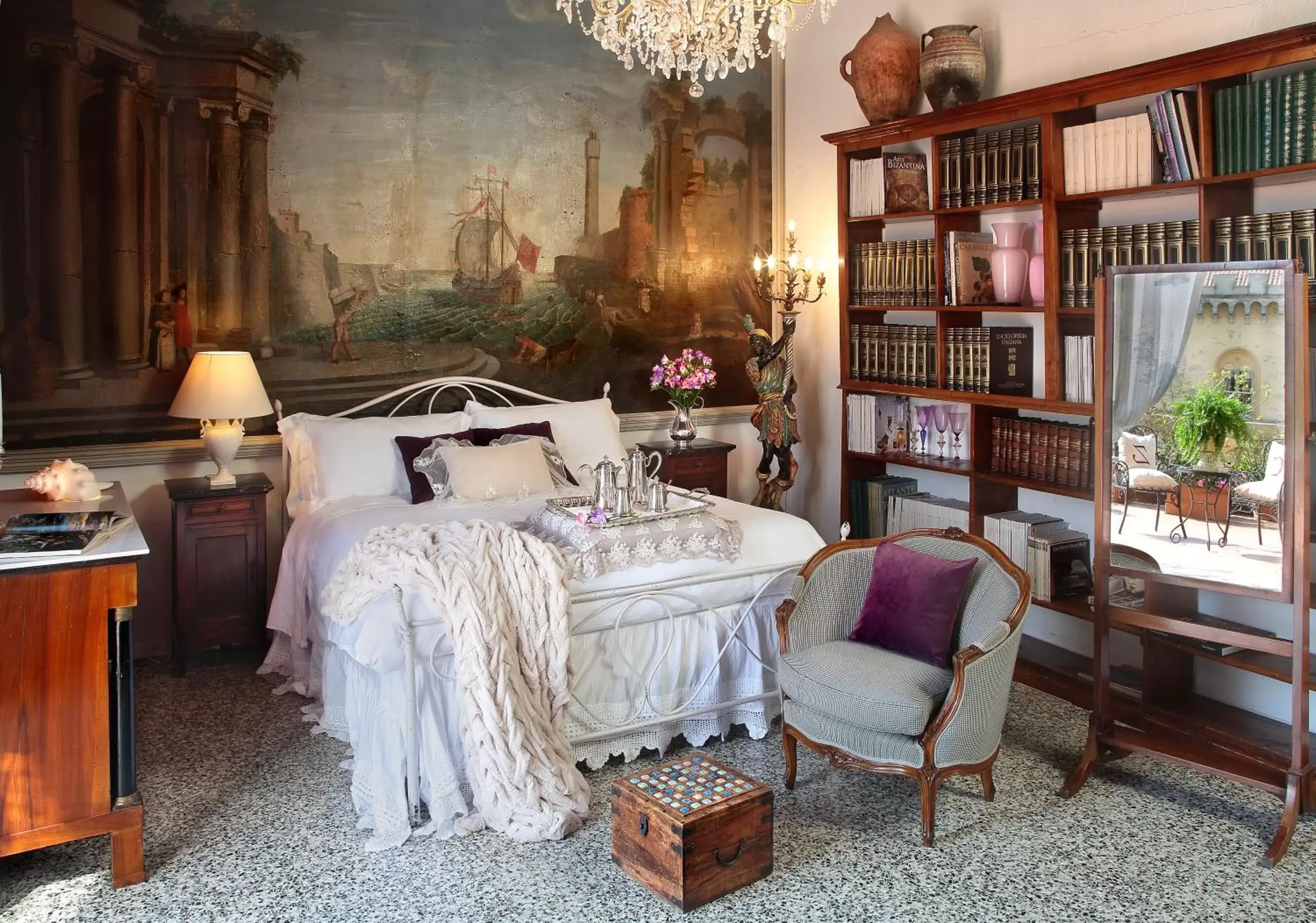 Bedroom, Library in Arnaboldi Palace