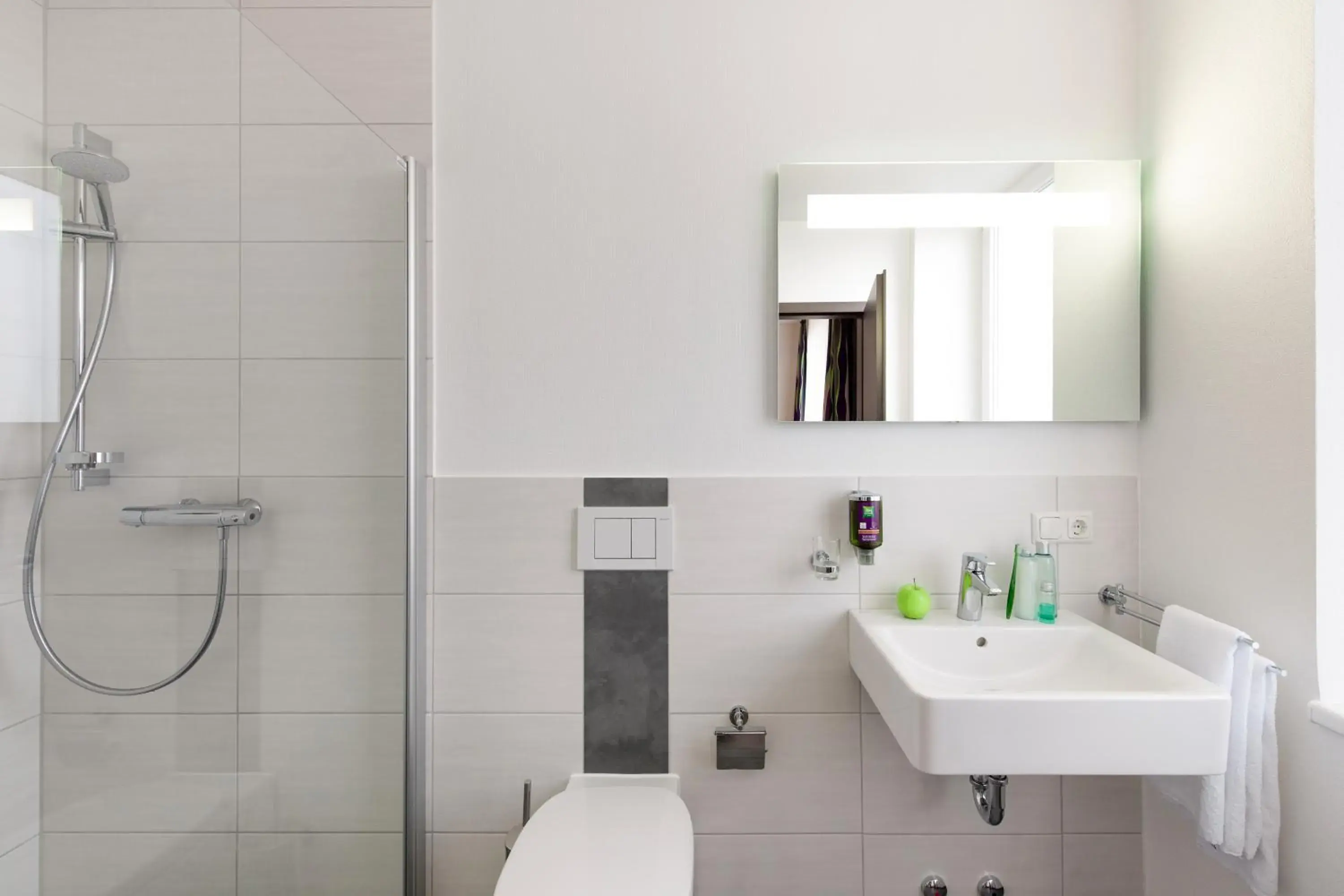 Bathroom in ibis Styles Arnsberg Sauerland