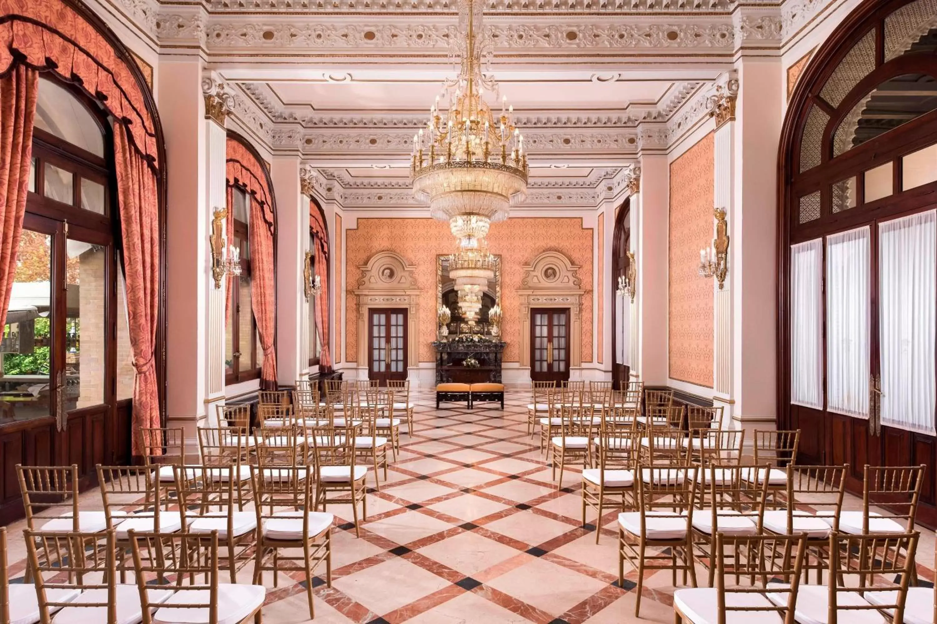 Meeting/conference room in Hotel Alfonso XIII, a Luxury Collection Hotel, Seville