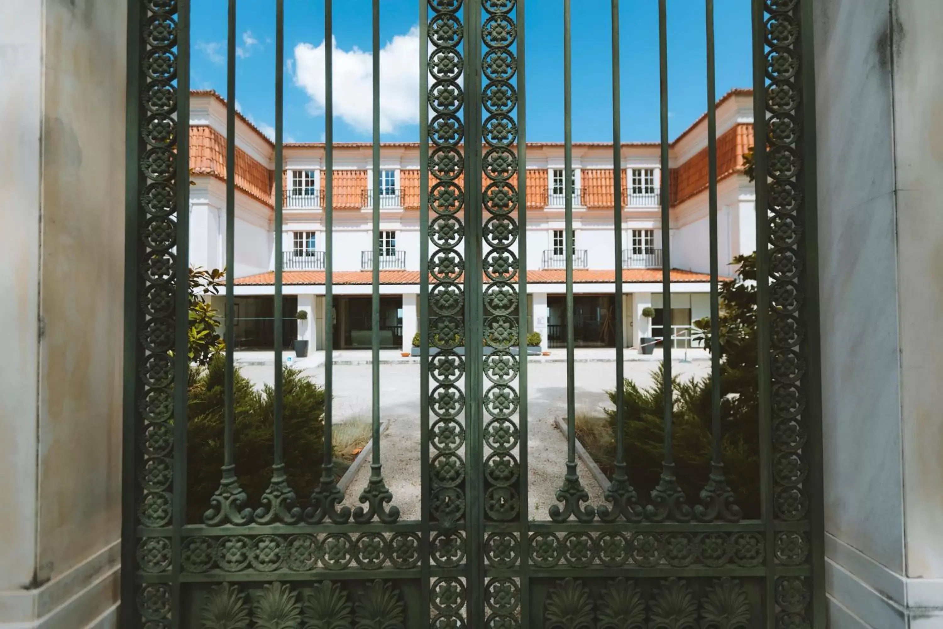 Facade/entrance in Conimbriga Hotel do Paço