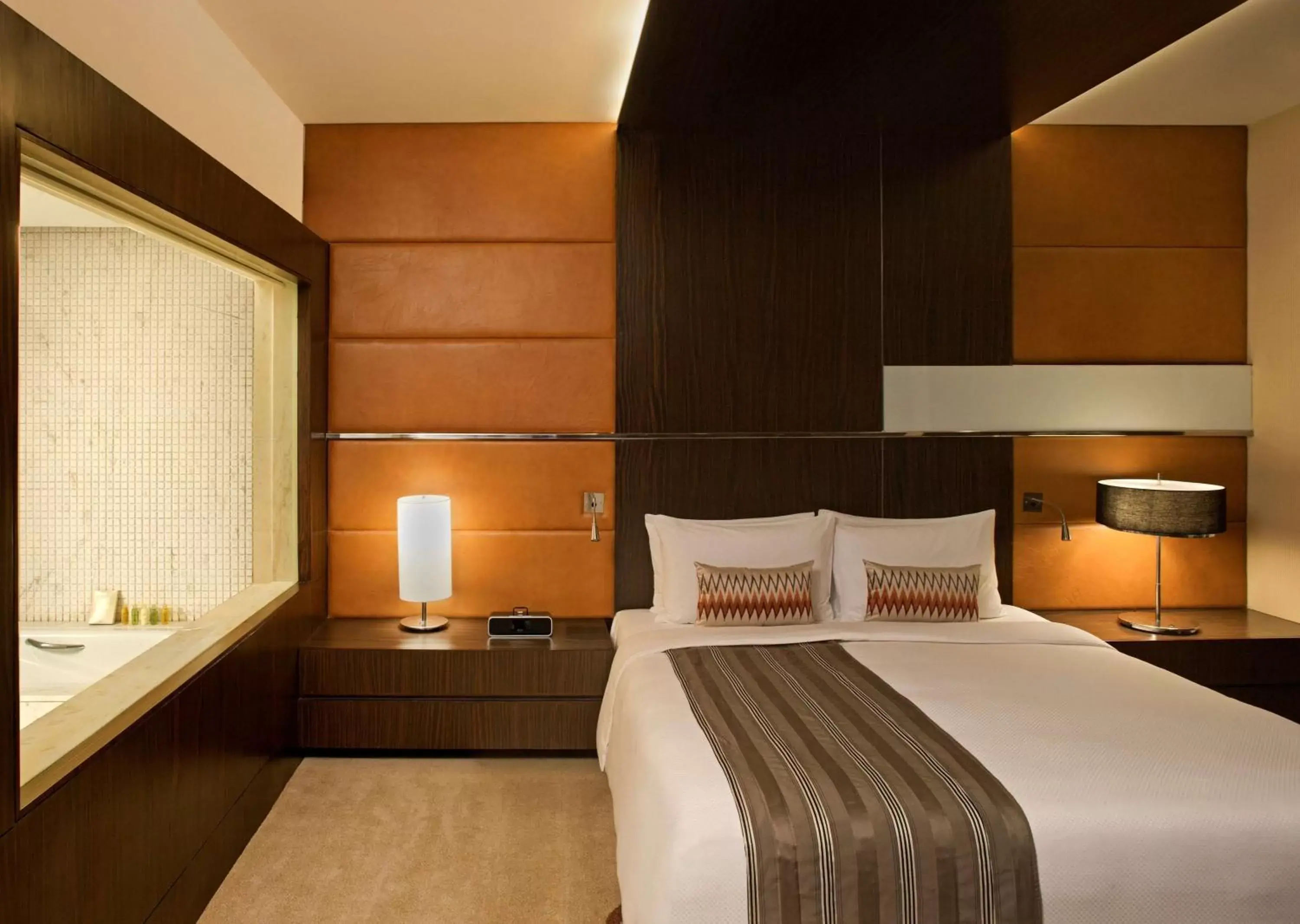 Photo of the whole room, Bed in Radisson Blu Hotel Amritsar