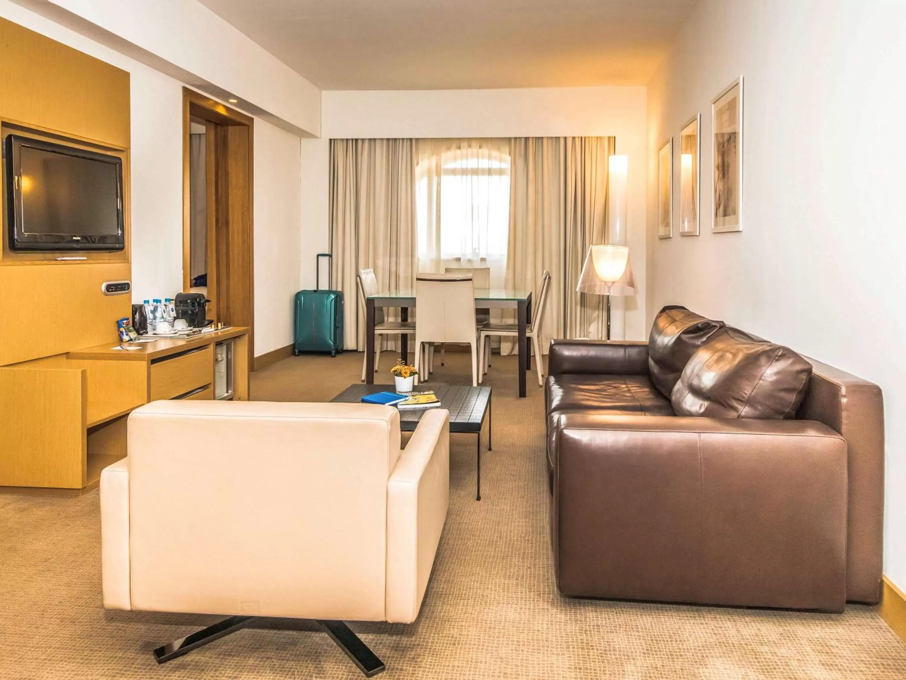 Photo of the whole room in Novotel Tunis