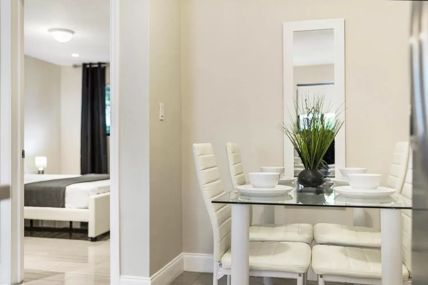 Dining Area in Alani Bay Condos