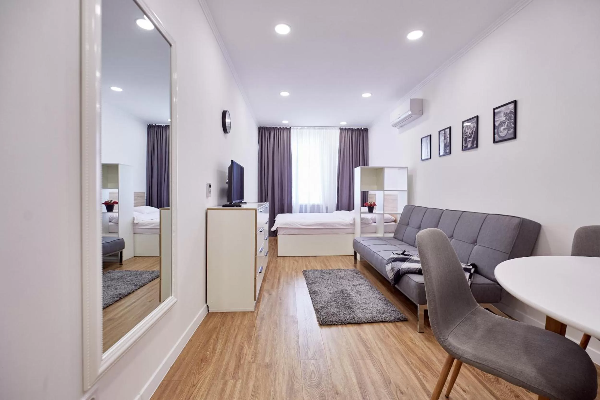 Photo of the whole room, Bed in Nordian