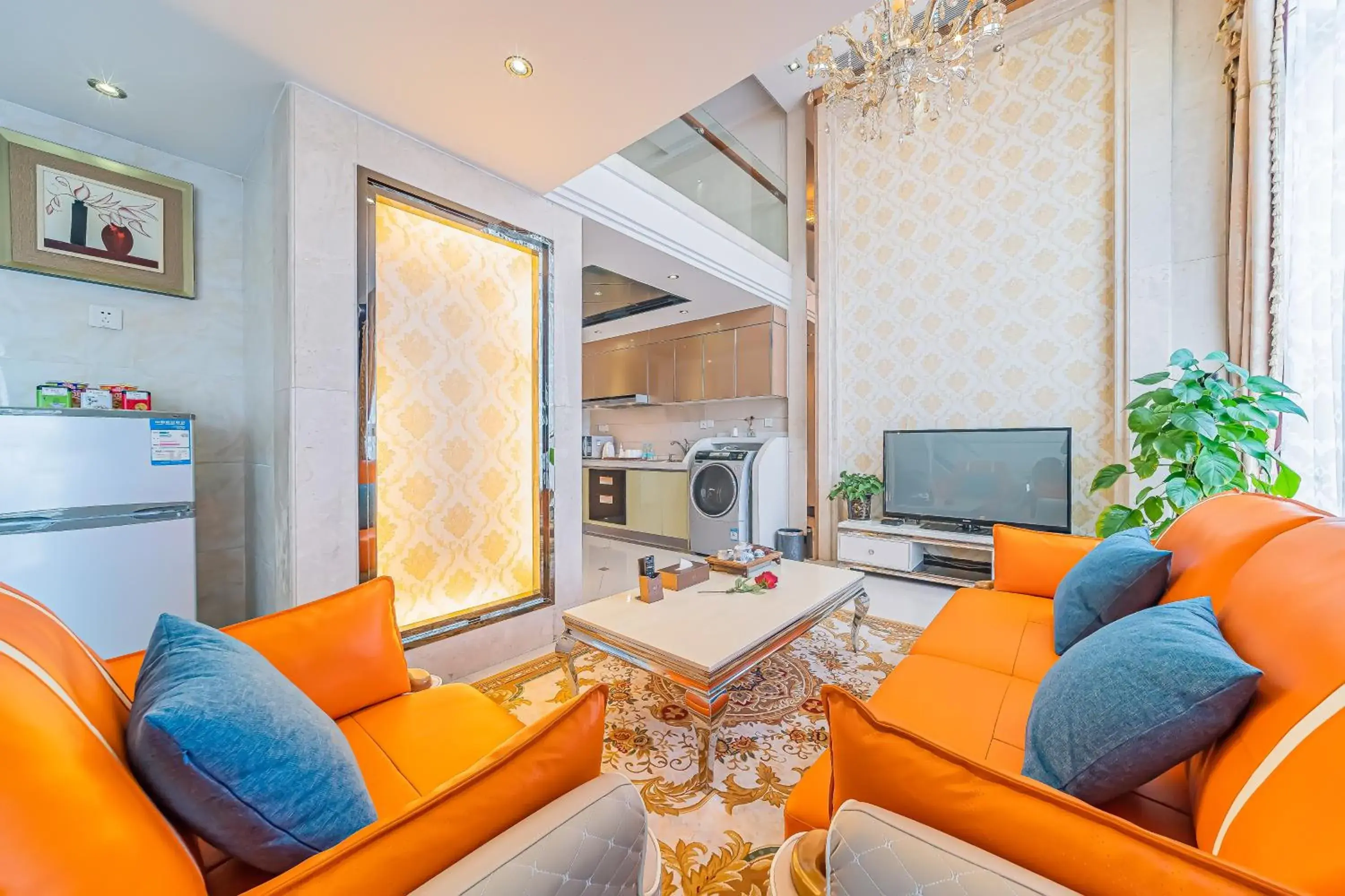 TV and multimedia, Seating Area in South & North International Apartment - Beijing Road -Free shuttle to Canton Fair