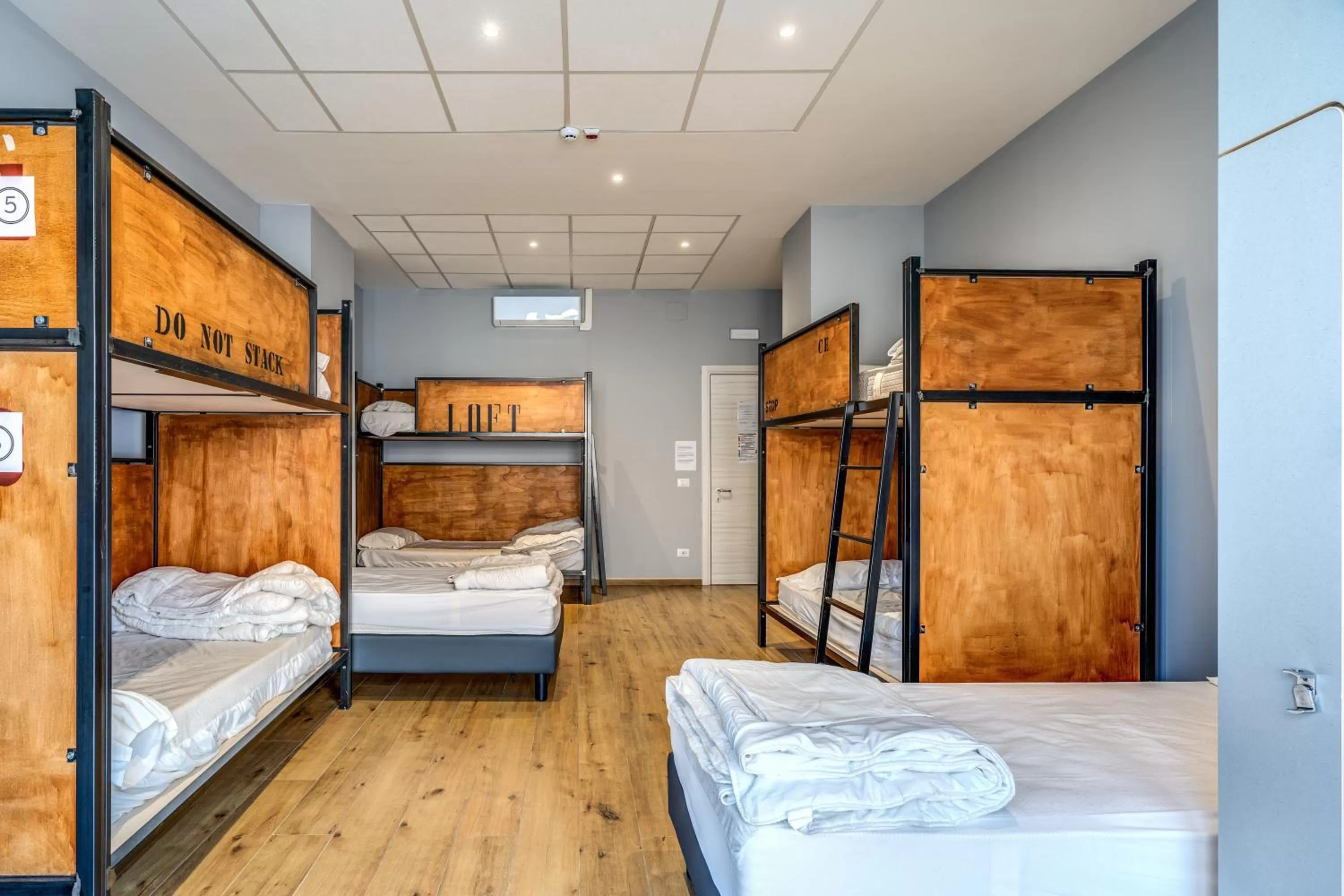 Bedroom, Bed in Hostel Trastevere