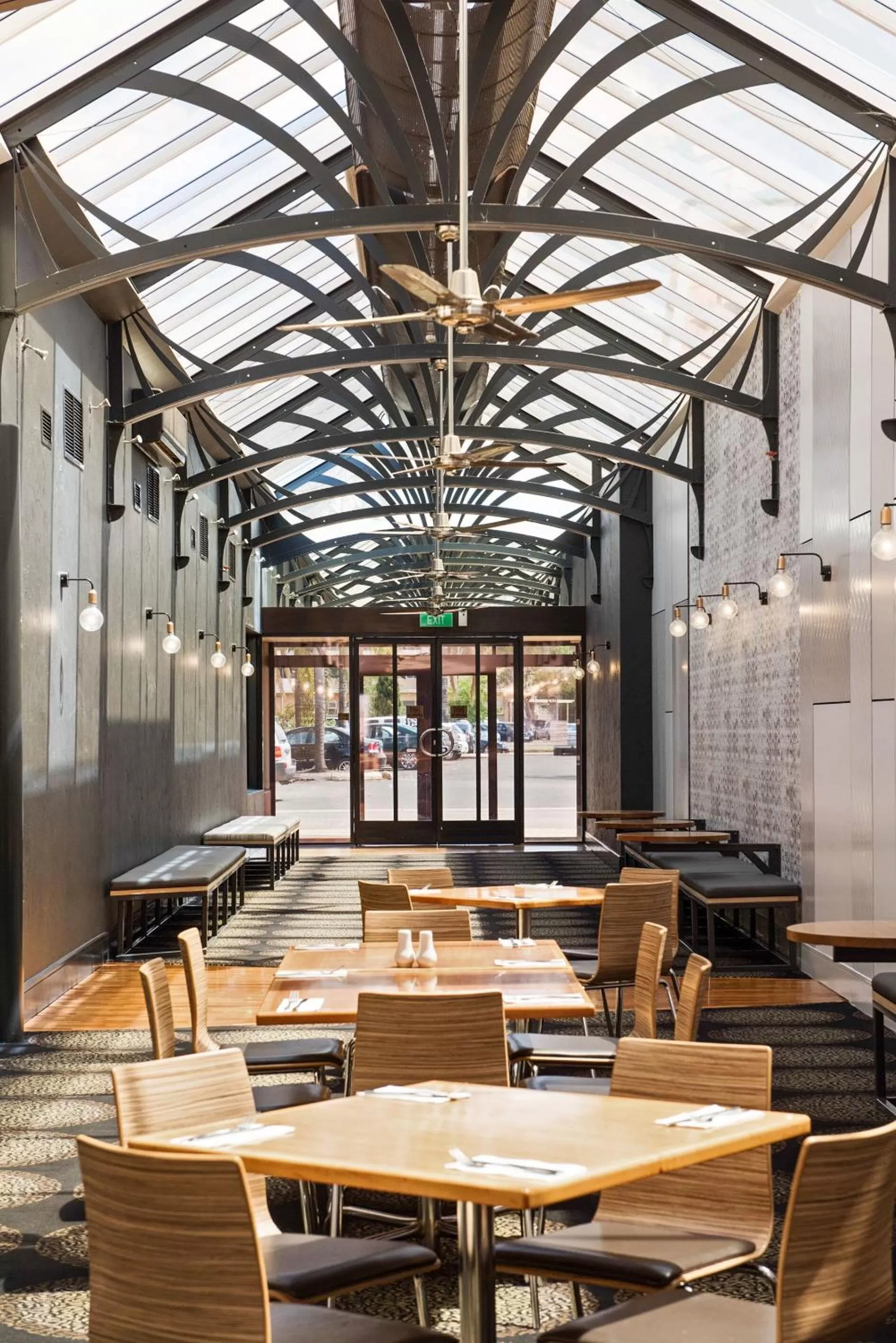 Breakfast in Berri Hotel