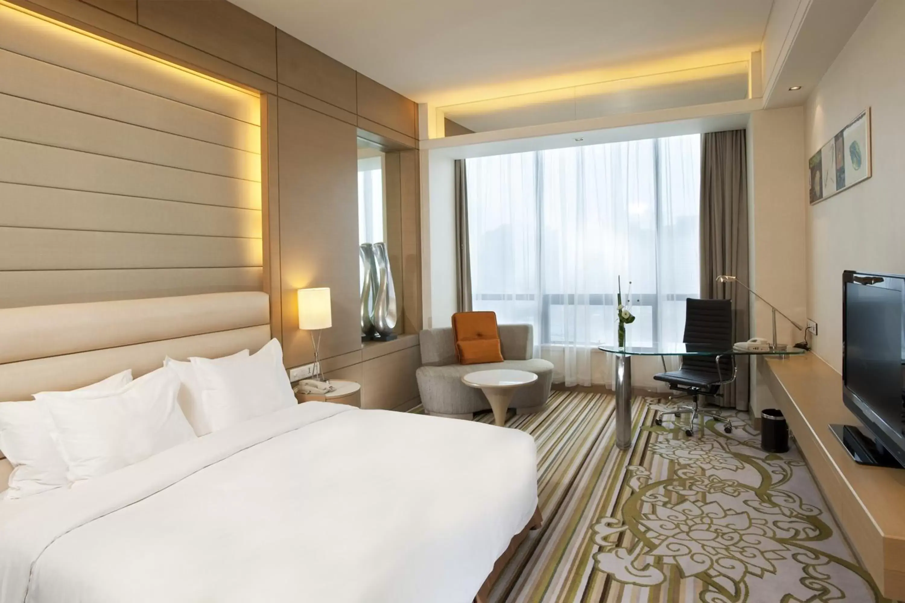 Photo of the whole room in Holiday Inn Tianjin Riverside, an IHG Hotel