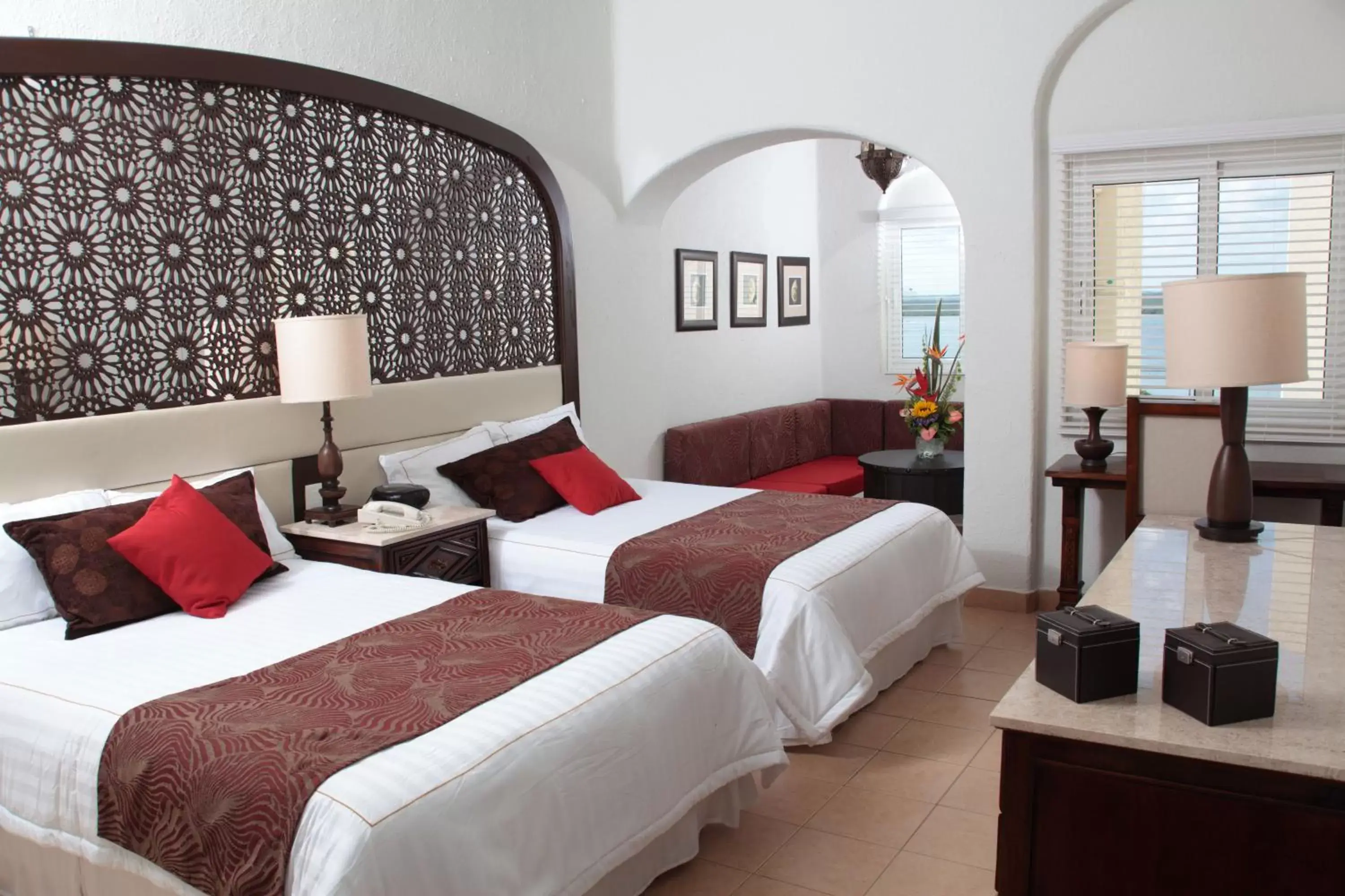 Photo of the whole room, Bed in GR Caribe Deluxe By Solaris All Inclusive