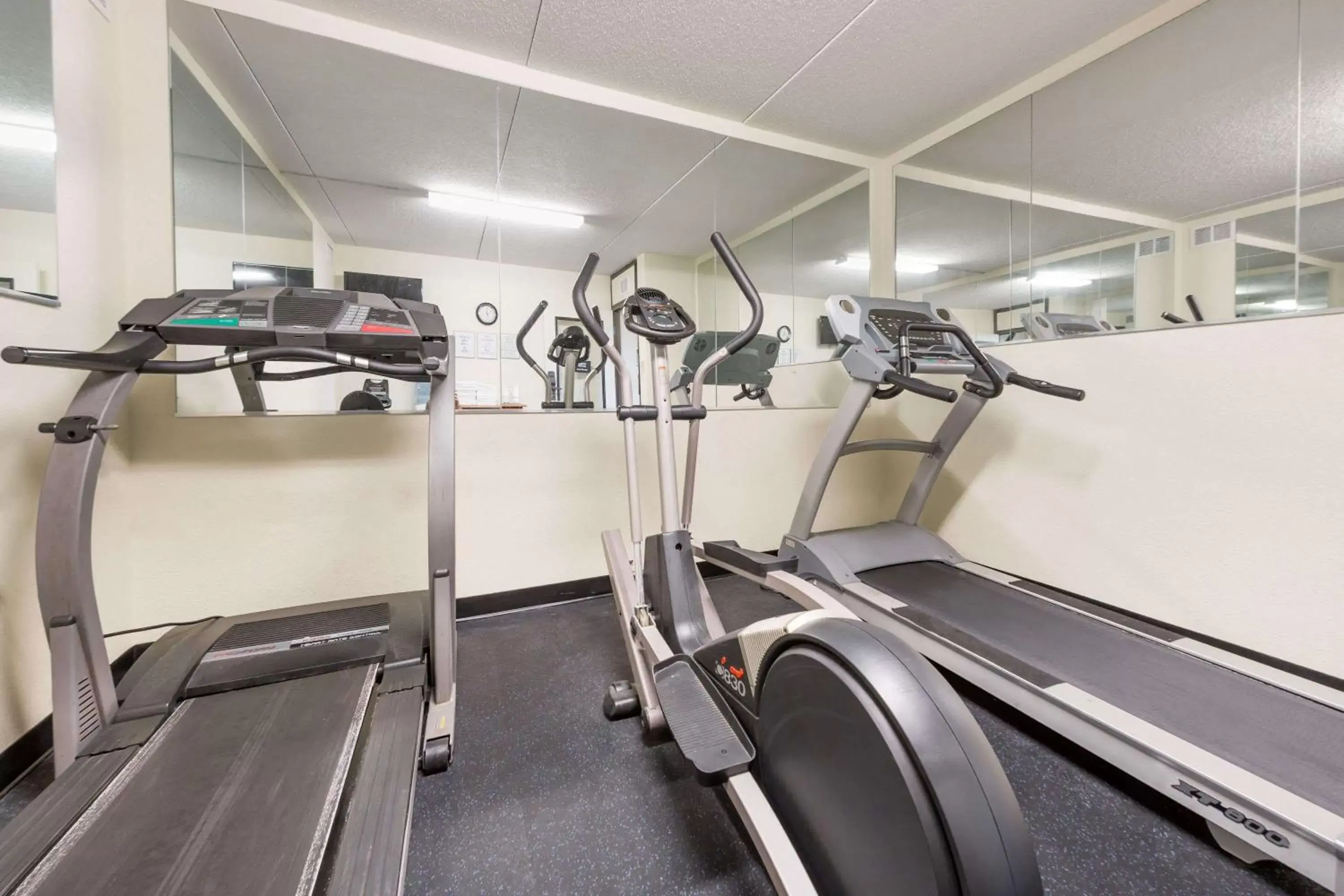 Fitness centre/facilities, Fitness Center/Facilities in Super 8 by Wyndham Valdosta Mall